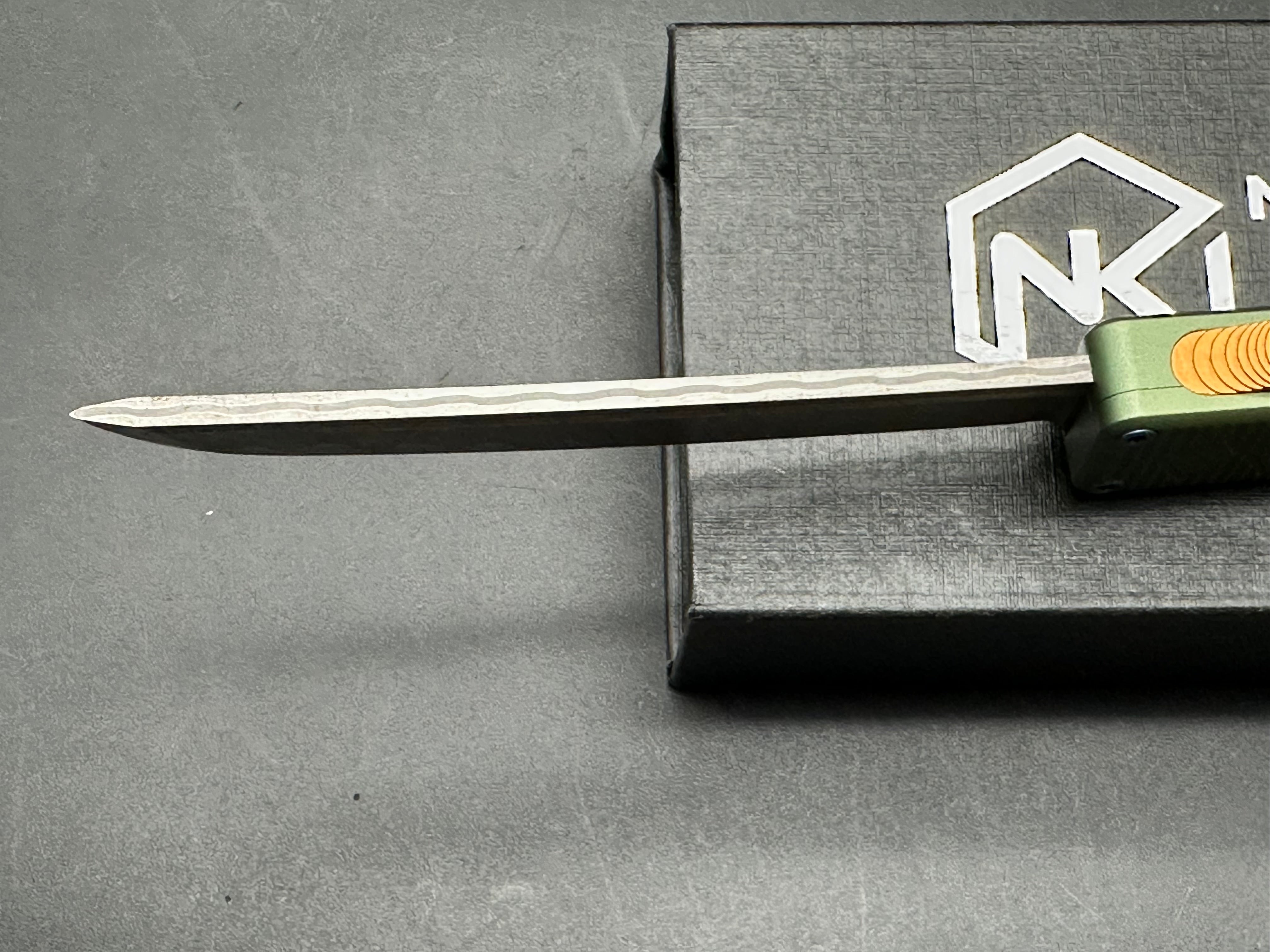 Normandy Knives Shogun: 3.5 inch OTF Damascus VG10 blade