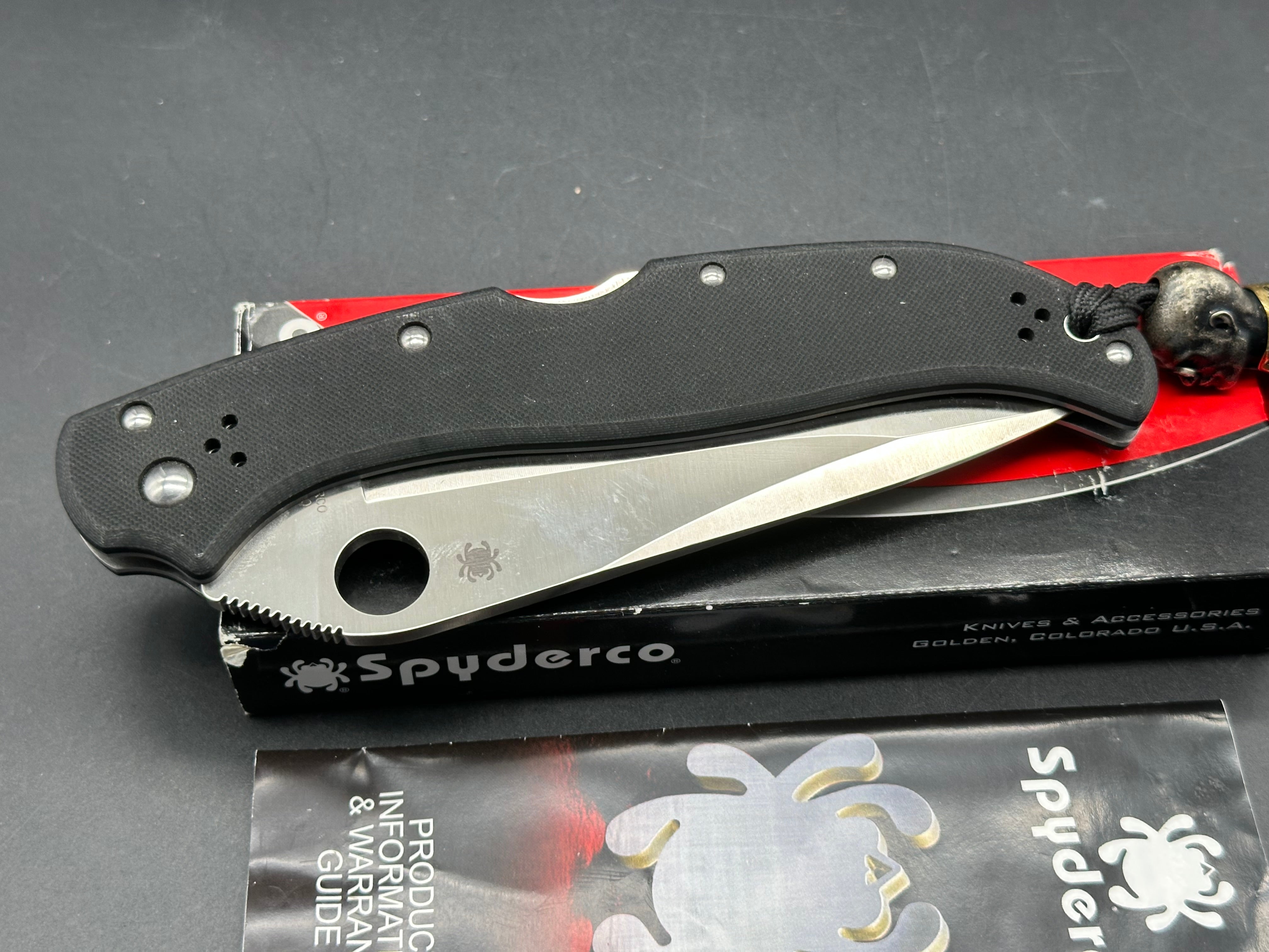 Spyderco Tatanka PowerLock Knife Black G-10 (5.06" Satin)