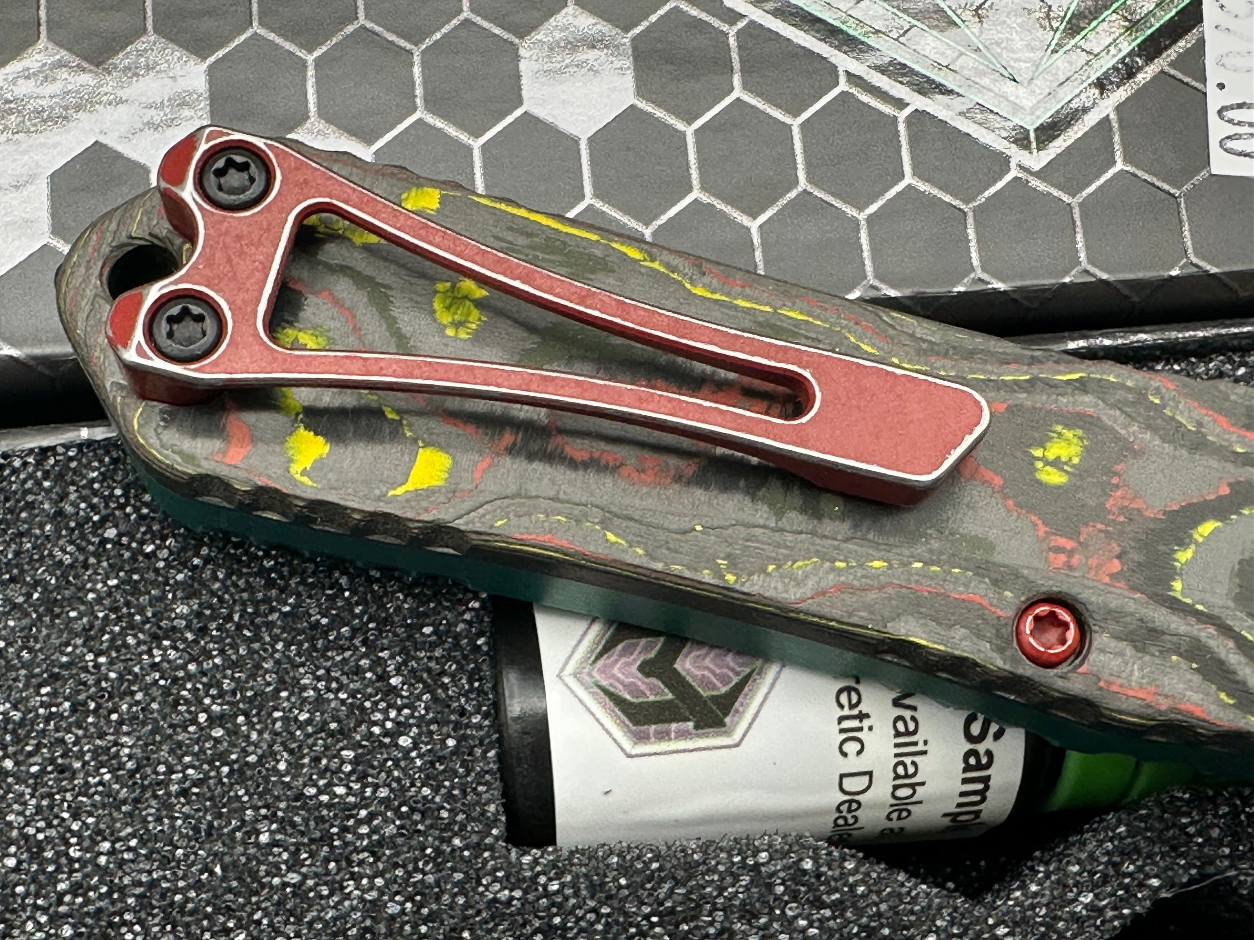 Heretic Manticore E Double Edge two-tone black full serrated Bounty Hunter