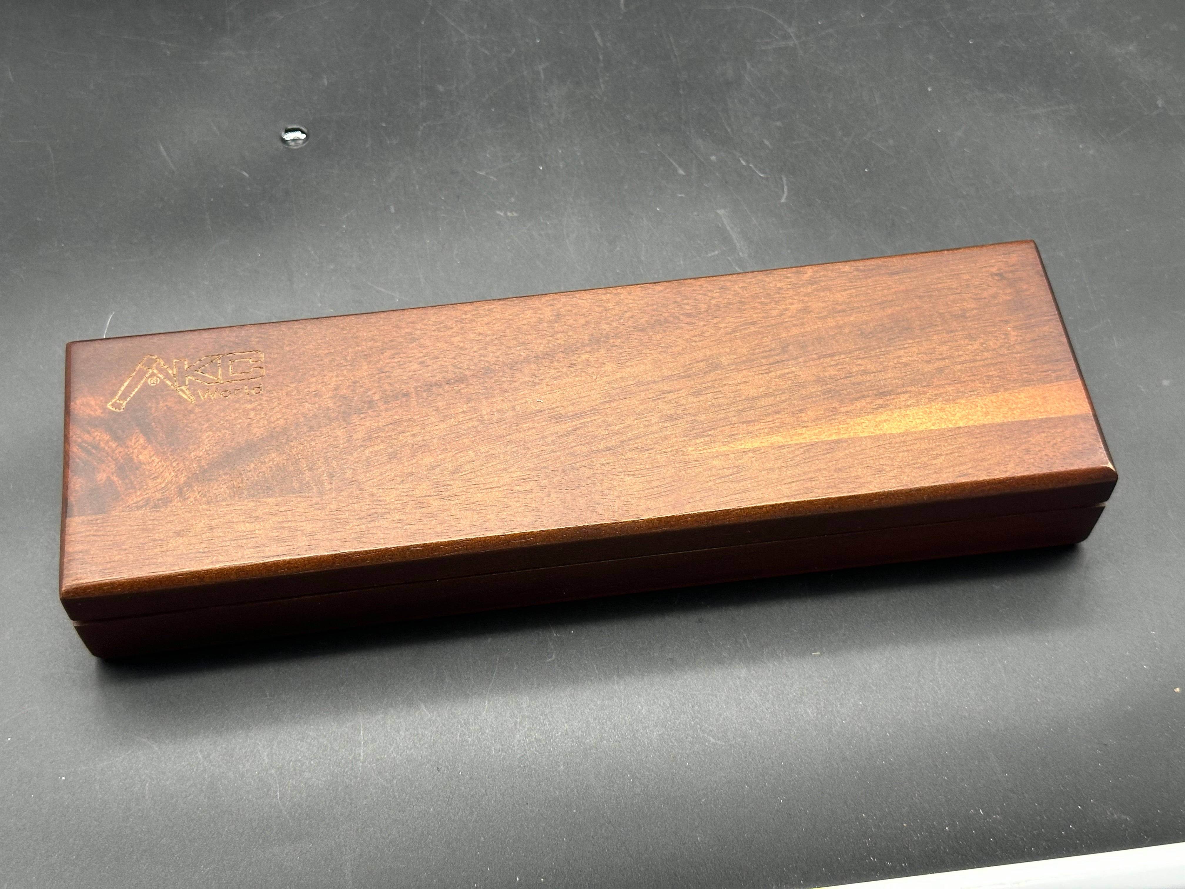 AKC Swinguard knife