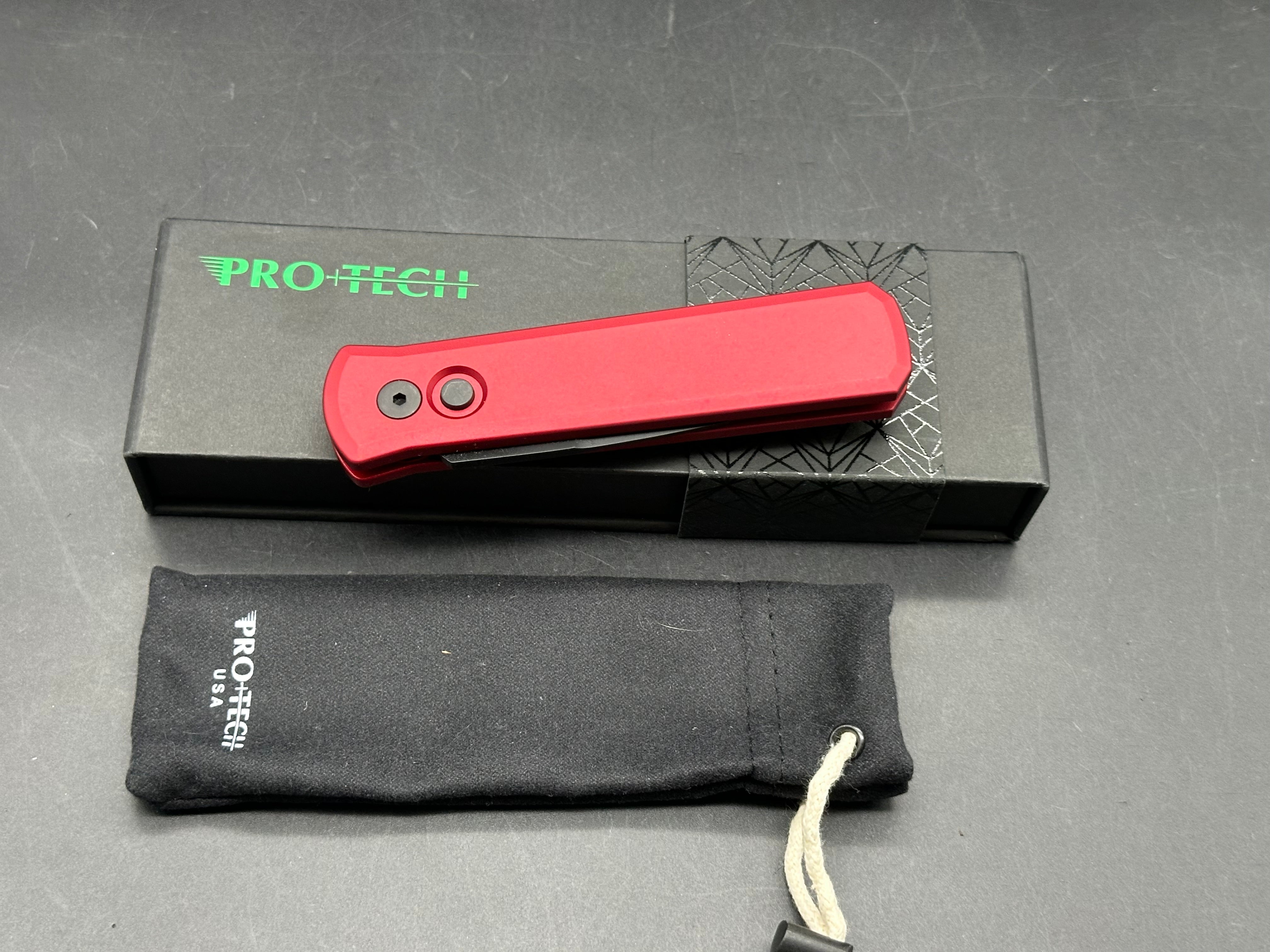 ProTech Godson Automatic Knife Red Aluminum (3.15" Black)