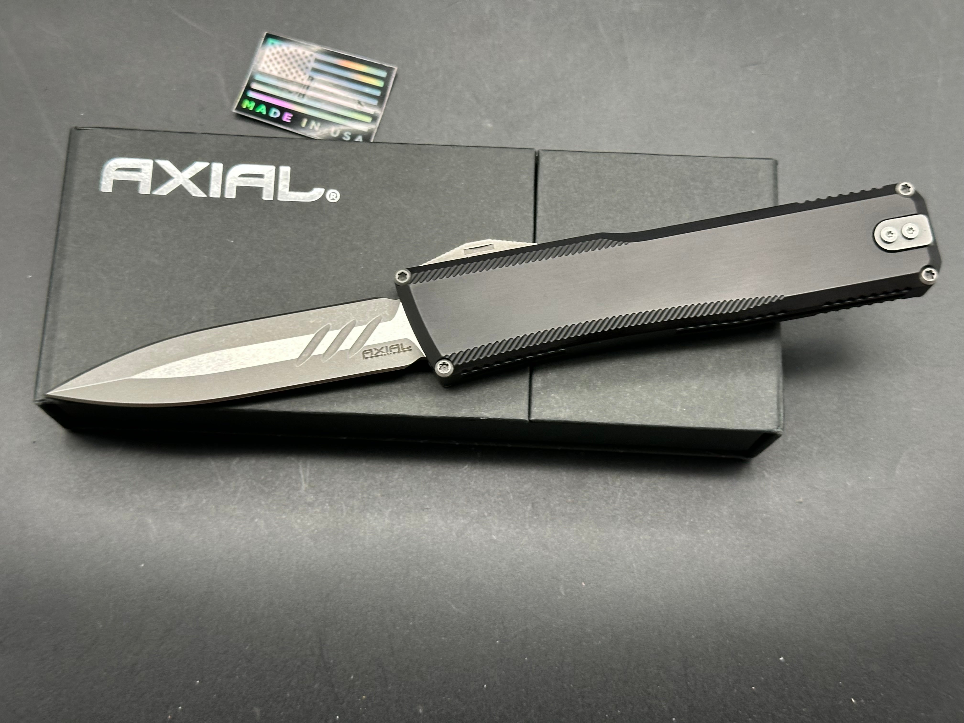 Axiel D.E. OTF knife magnacut blade