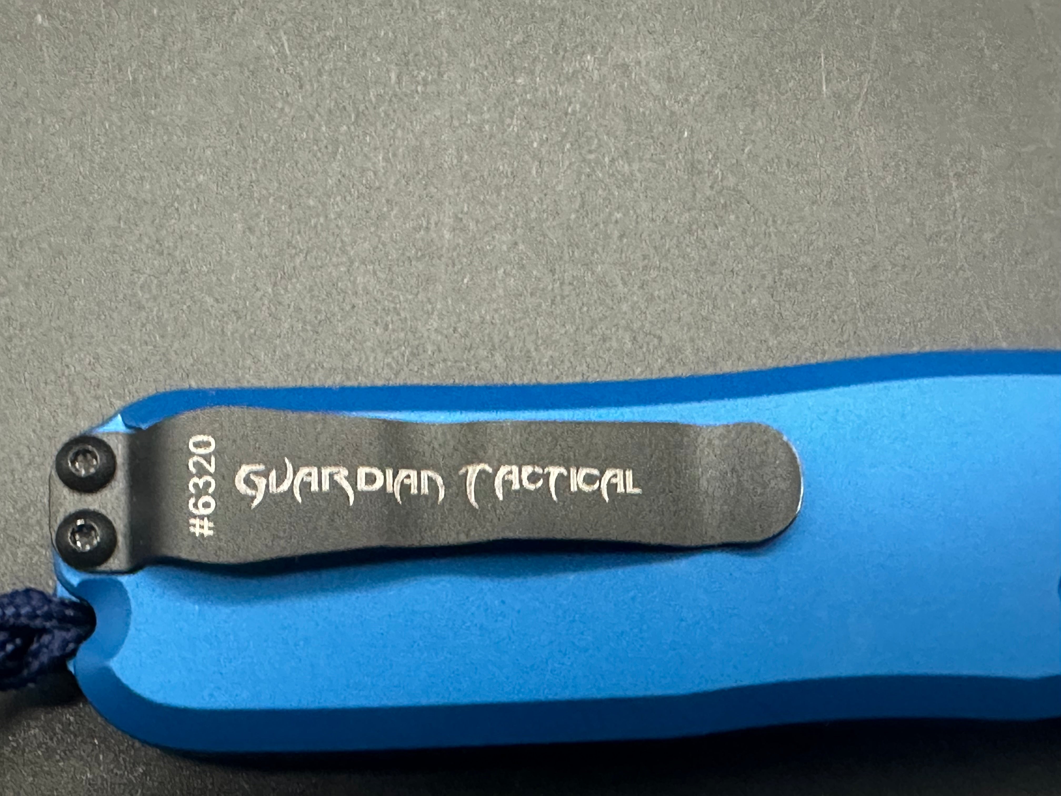 Guardian Tactical RECON-035 D/A Dagger OTF Auto Blue (3.3" Two-Tone)