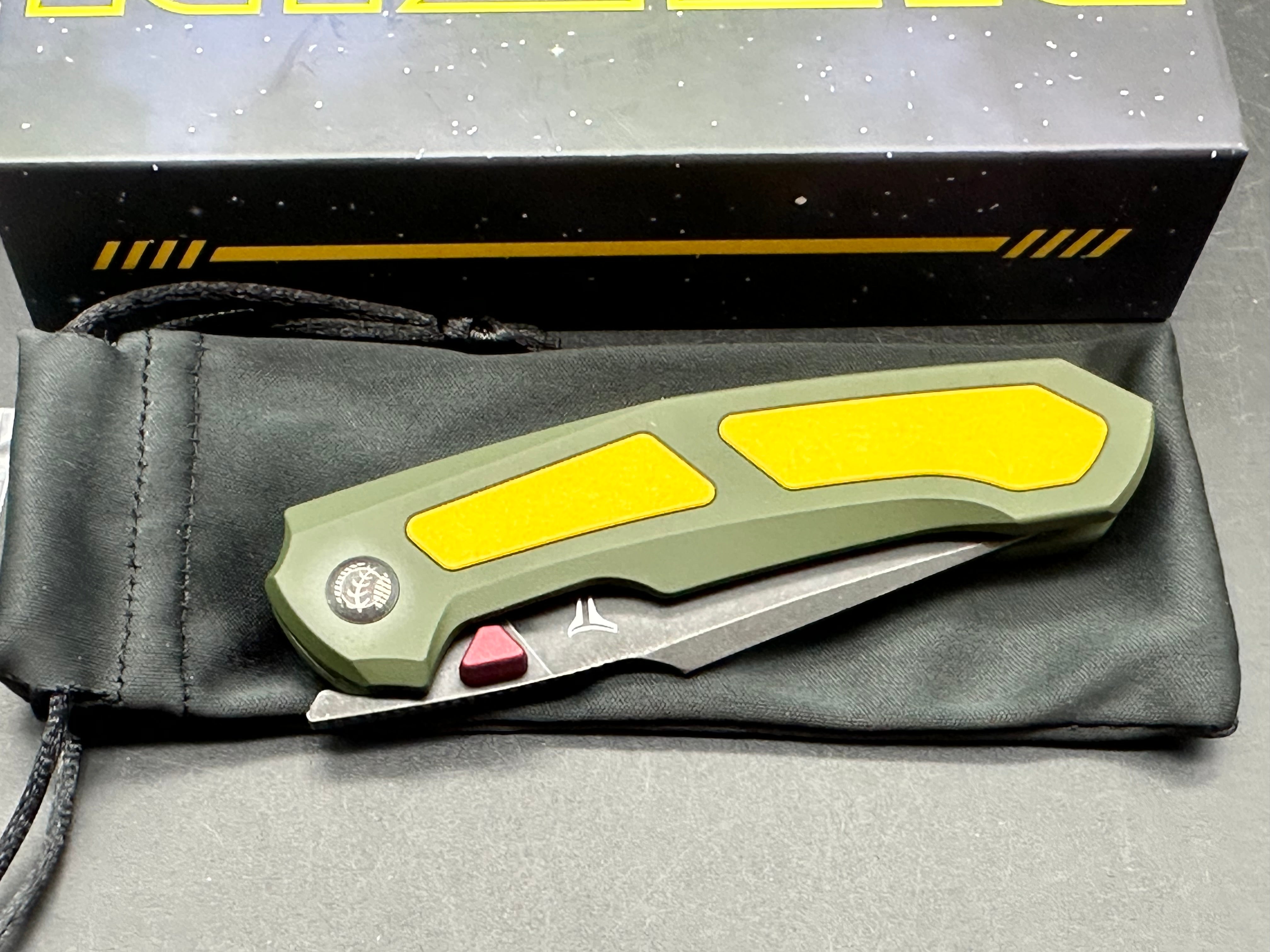 Kizer Feweed Cerakote titanium and Elmax blade
