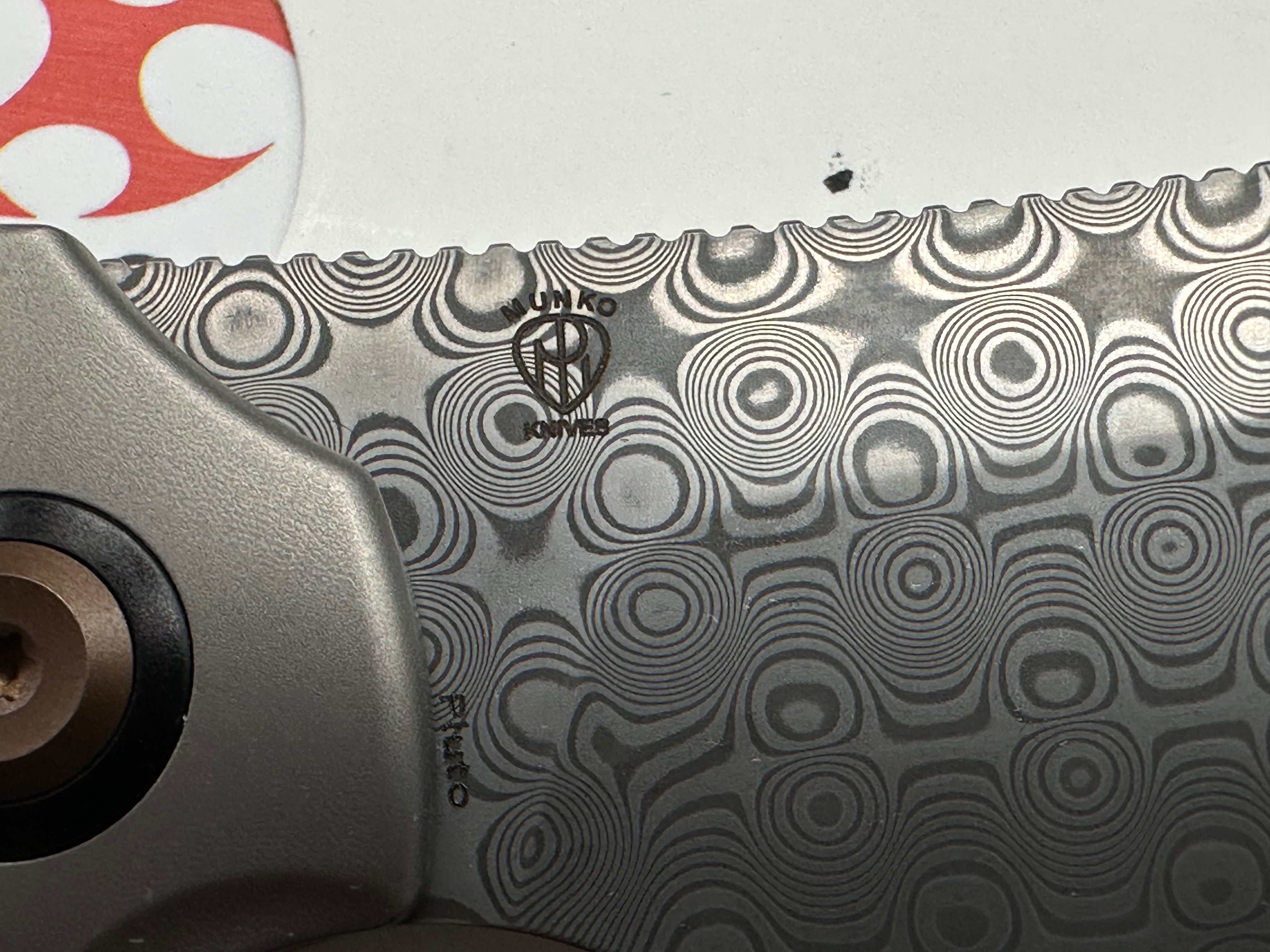 KANSEPT PLUTO FOLDING KNIFE STONEWASH TITANIUM/SHRED CARBON FIBER HANDLE DAMASCUS DROP POINT PLAIN EDGE