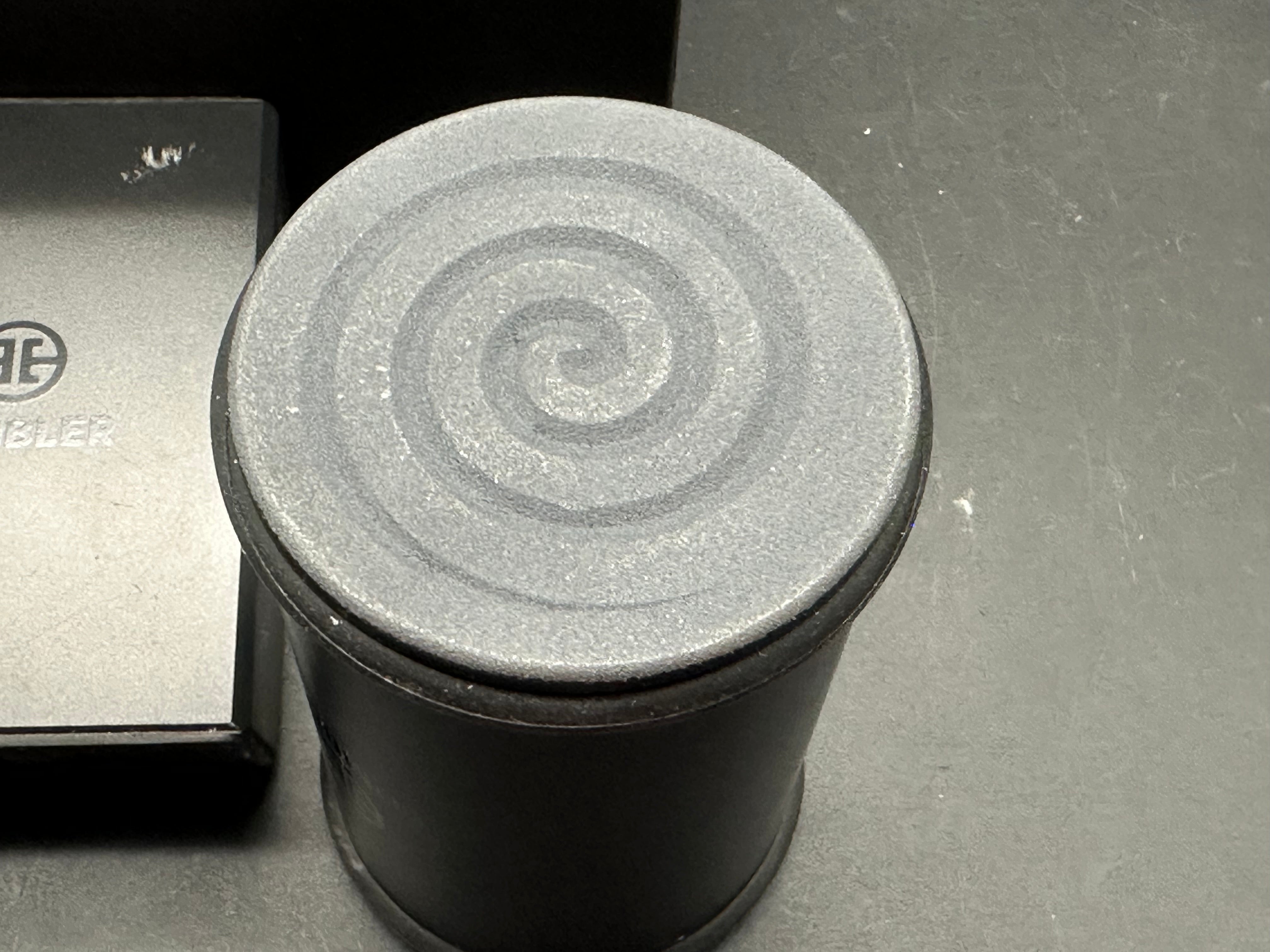 TUMBLER PRO CHARCOAL BLACK