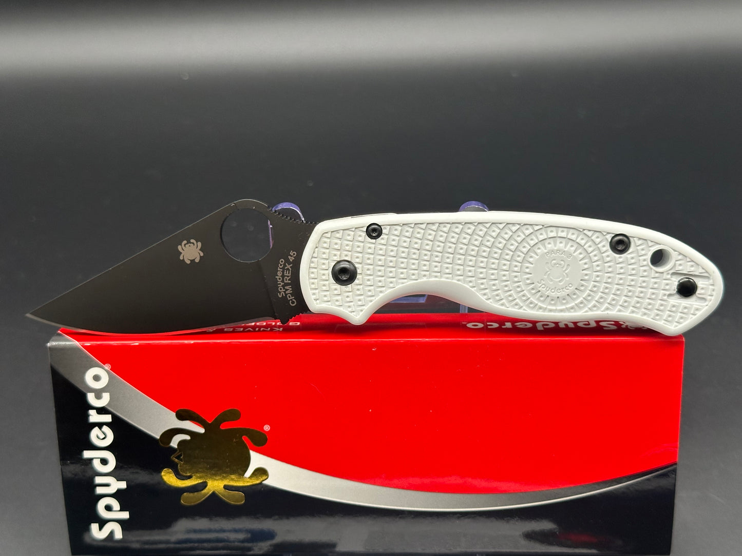 Spyderco Para 3 Lightweight GPK Exclusive Black DLC REX 45 White FRN Folding Knife C223PWHBK