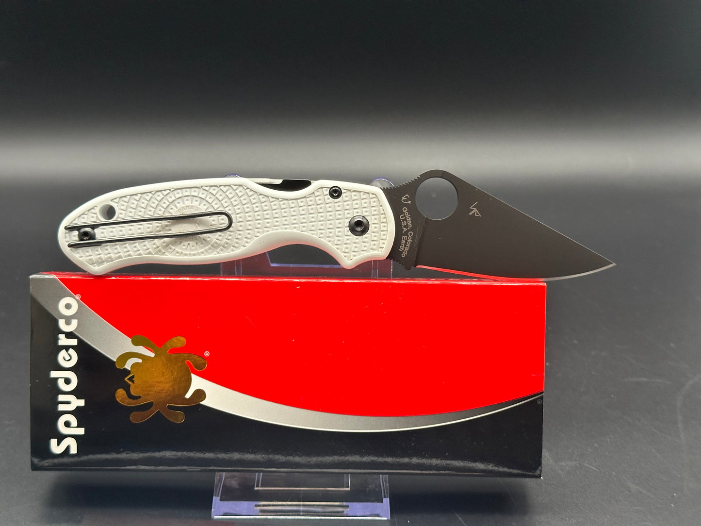 Spyderco Para 3 Lightweight GPK Exclusive Black DLC REX 45 White FRN Folding Knife C223PWHBK