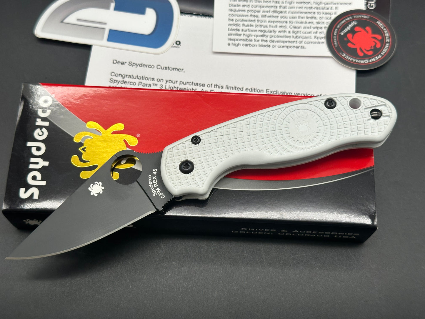 Spyderco Para 3 Lightweight GPK Exclusive Black DLC REX 45 White FRN Folding Knife C223PWHBK