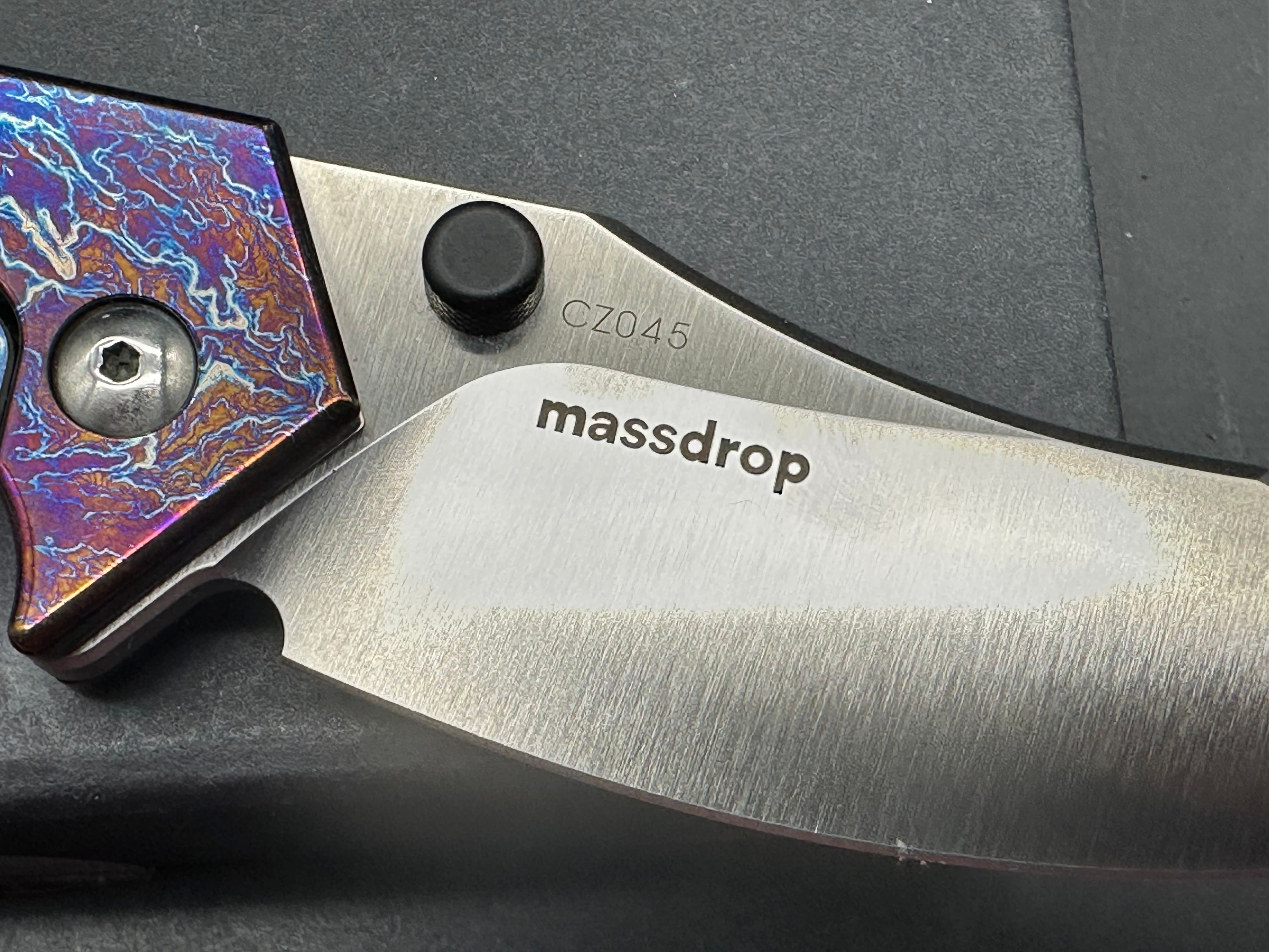 Massdrop Gavco Thrasher S35VN steel, custom anno titanium handle