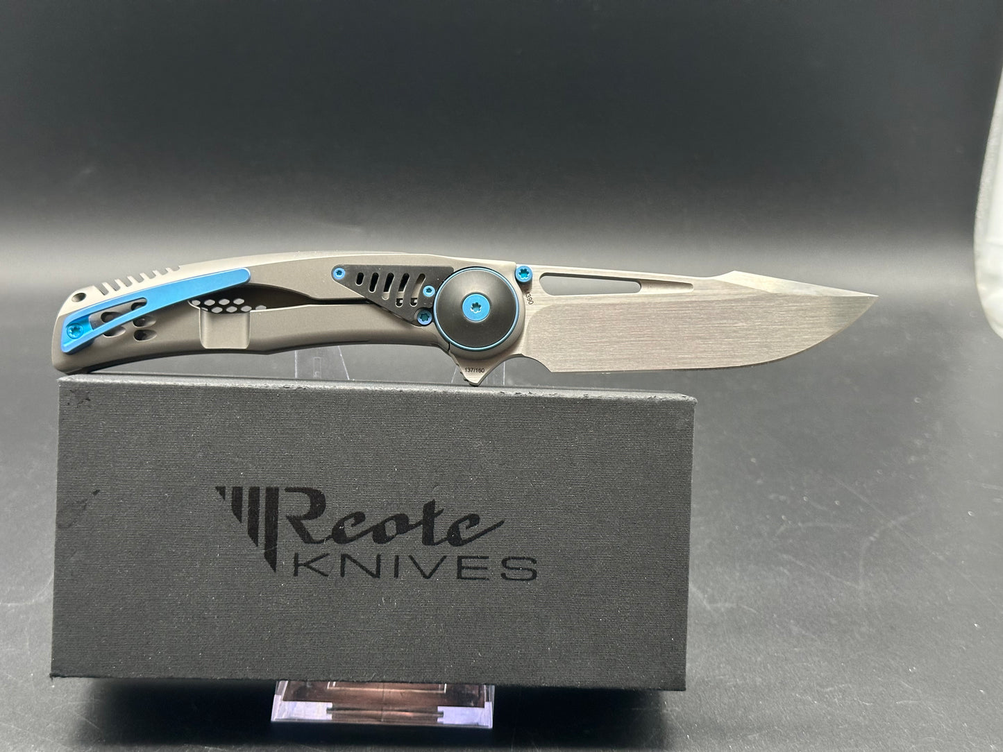 REATE KNIVES GTR TITANIUM HANDLE WITH ZIRCONIUM INLAY & BLUE HARDWARE M390