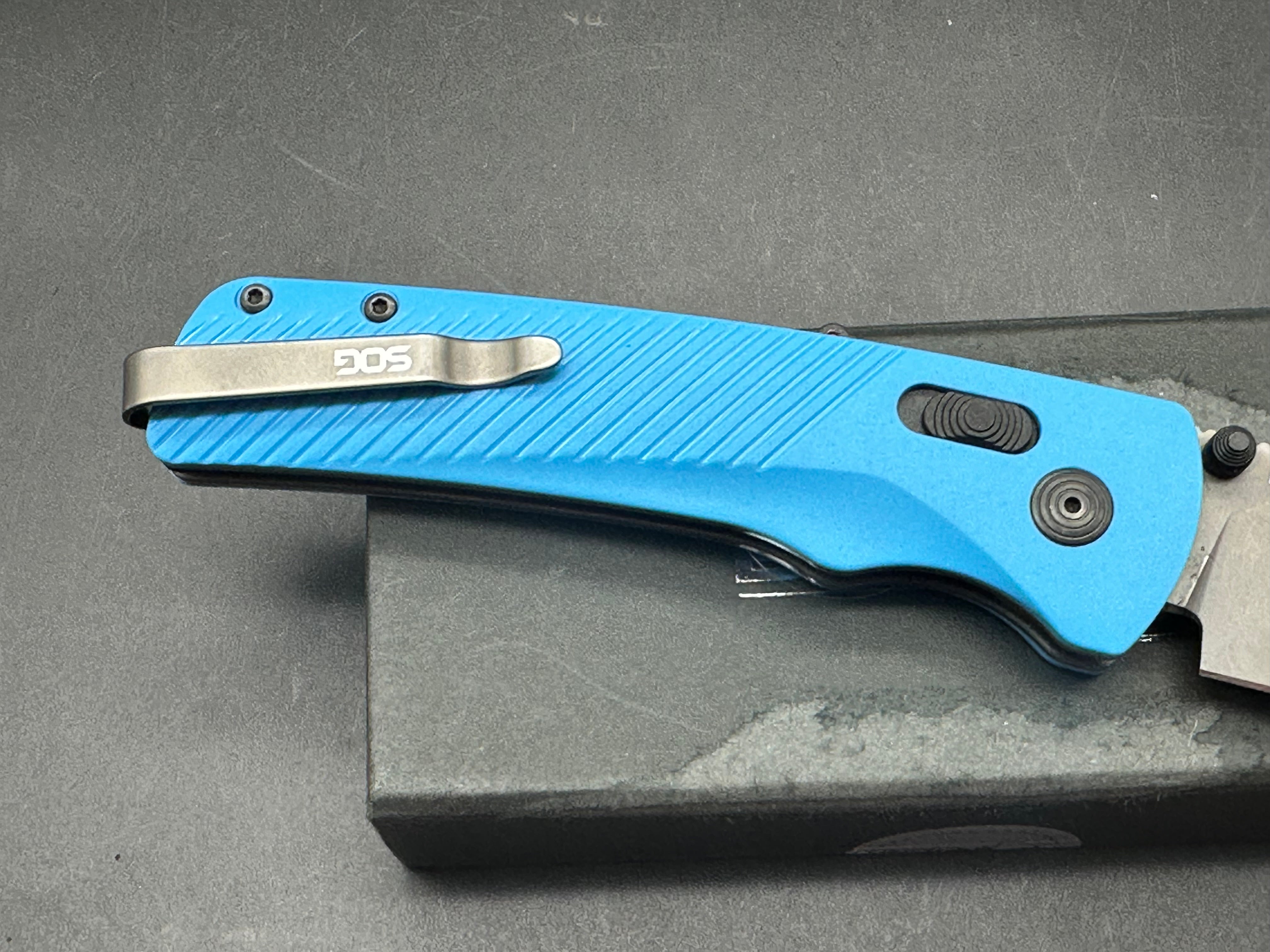 SOG Flash AT-XR Lock Knife Civic Cyan GRN 3.45"