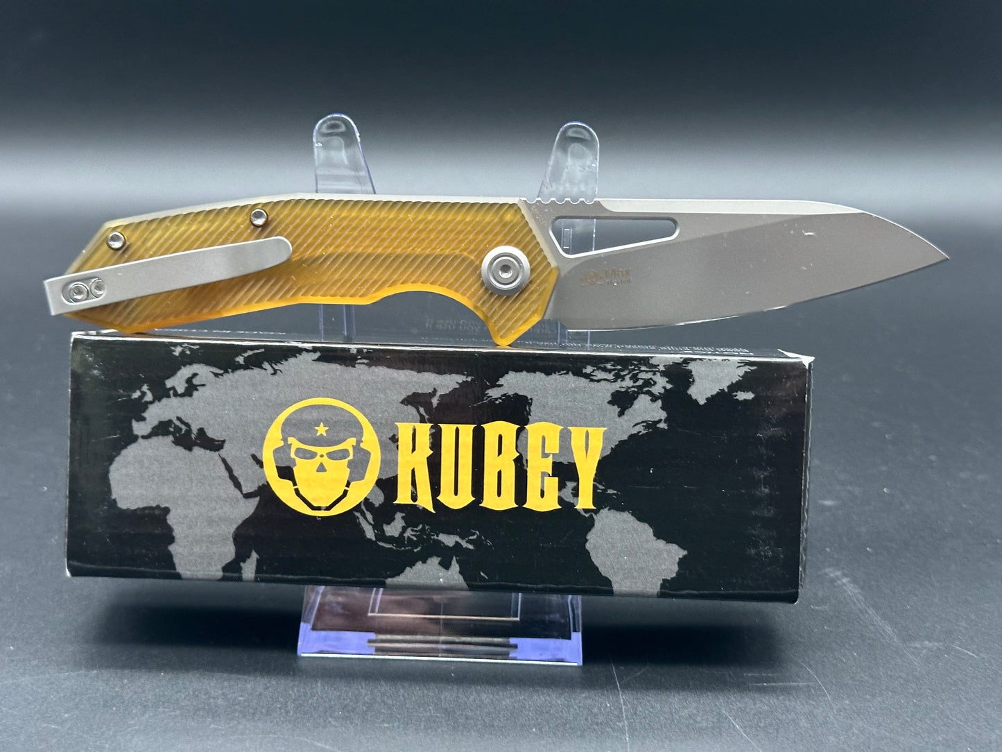 KUBEY VAGRANT LINER LOCK FOLDING KNIFE ULTEM HANDLE 14C28N SHEEPSFOOT PLAIN EDGE SANDBLAST FINISH KU291Q