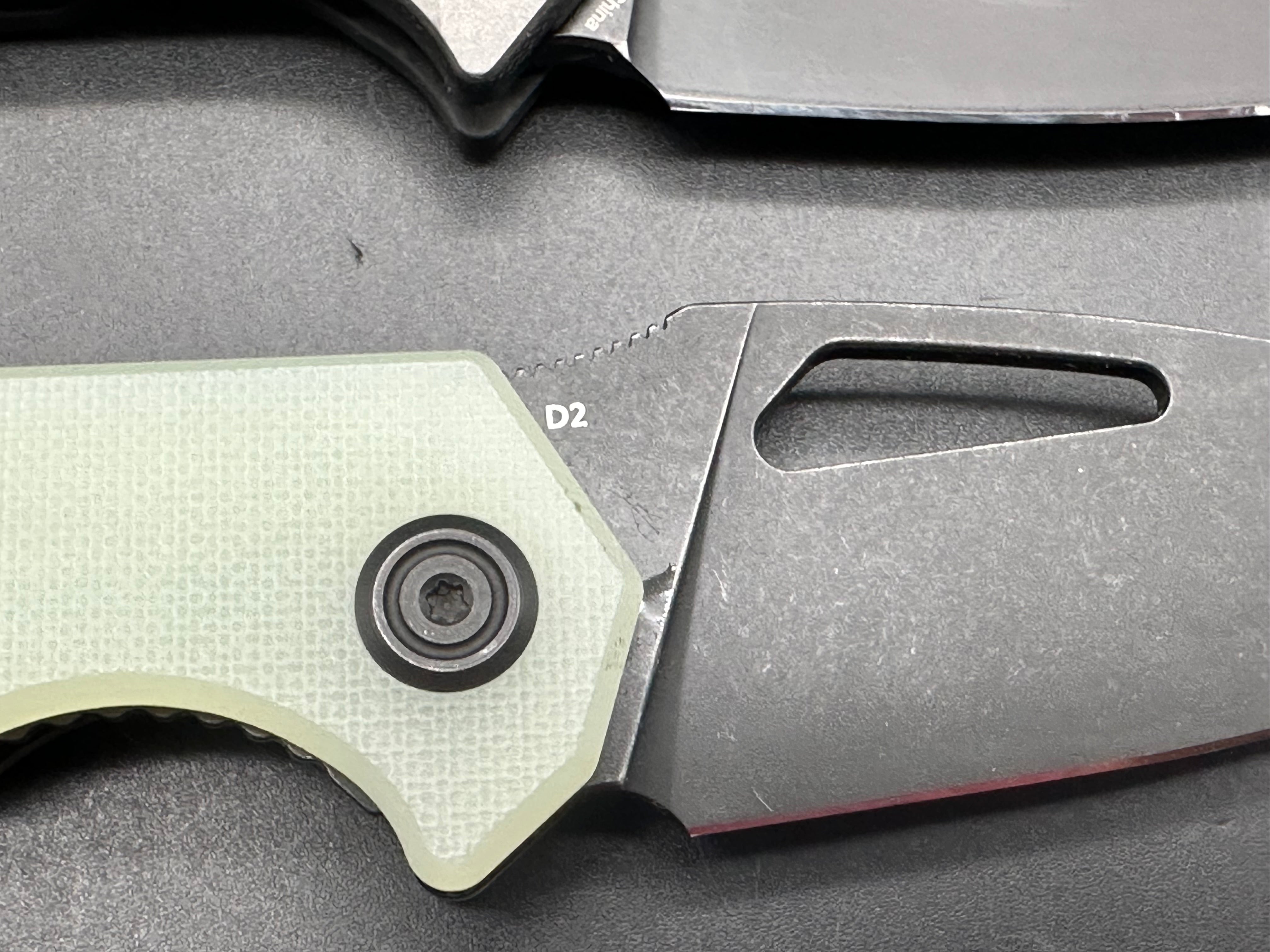 2 knife package Artisan Arion and Kubey Coeus