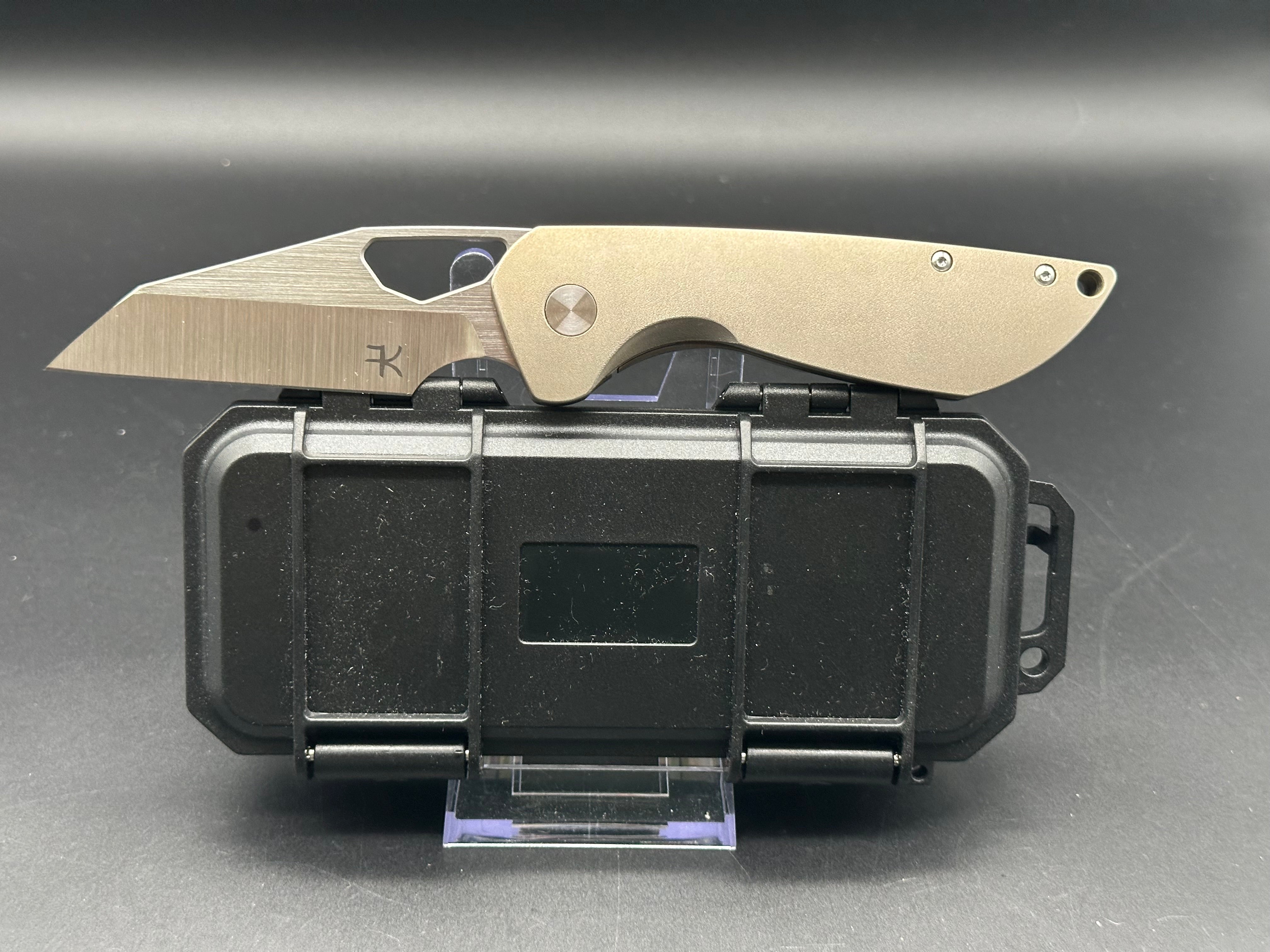 Tuya Knife Freeman Voodoo titanium handle w/S90V blade – LuvThemKnives