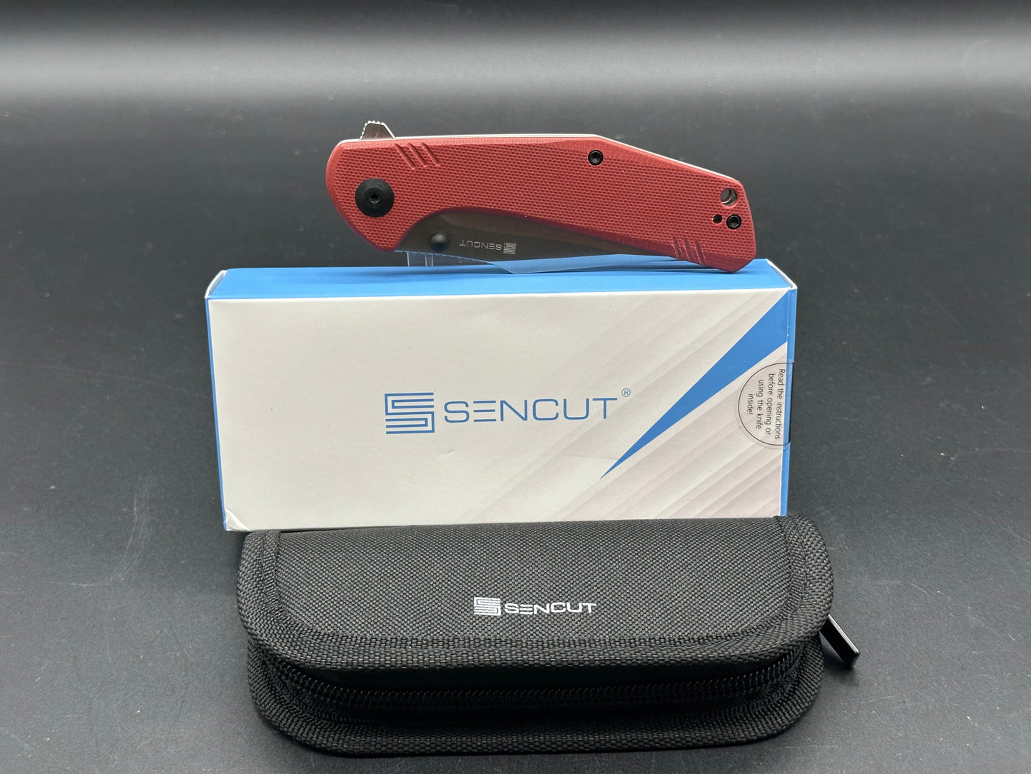 SENCUT ACTIUM FLIPPER FOLDING KNIFE BURGUNDY G10 HANDLE D2 PLAIN EDGE