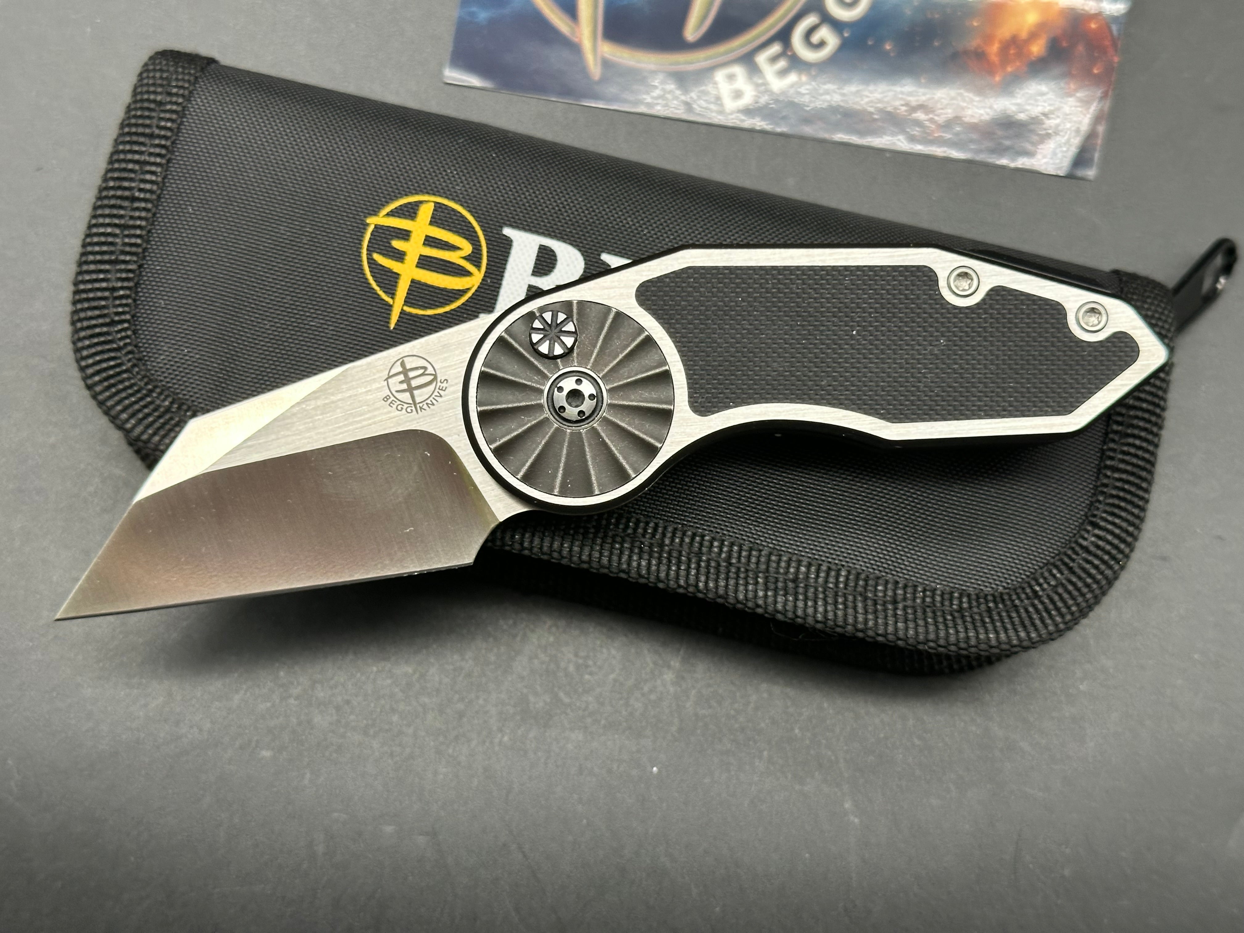 Begg Knives Micro Burst Rosette Button Lock Knife Al + Black G-10