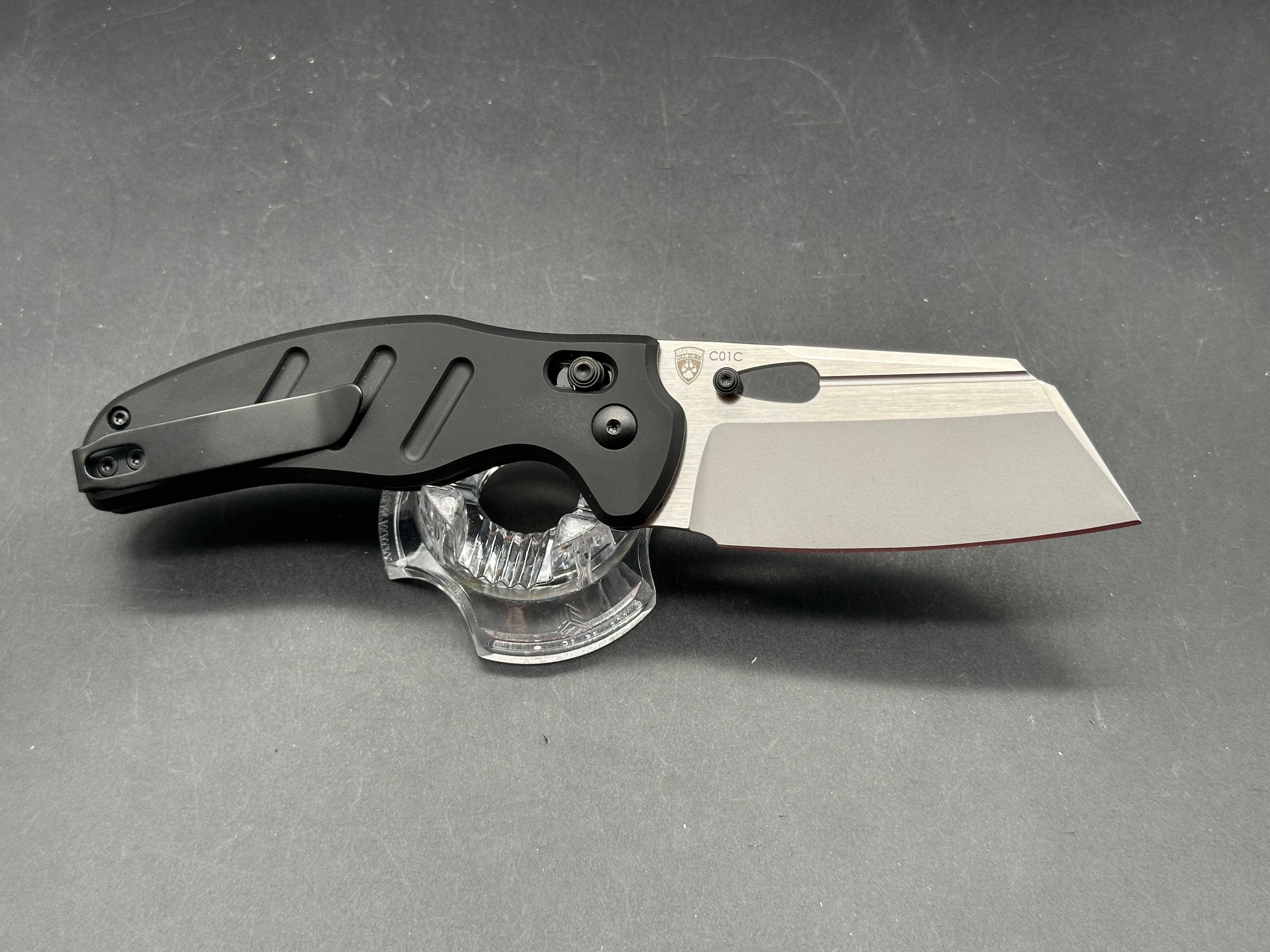 Kizer Sheepdog  154CM Black Aluminum scales