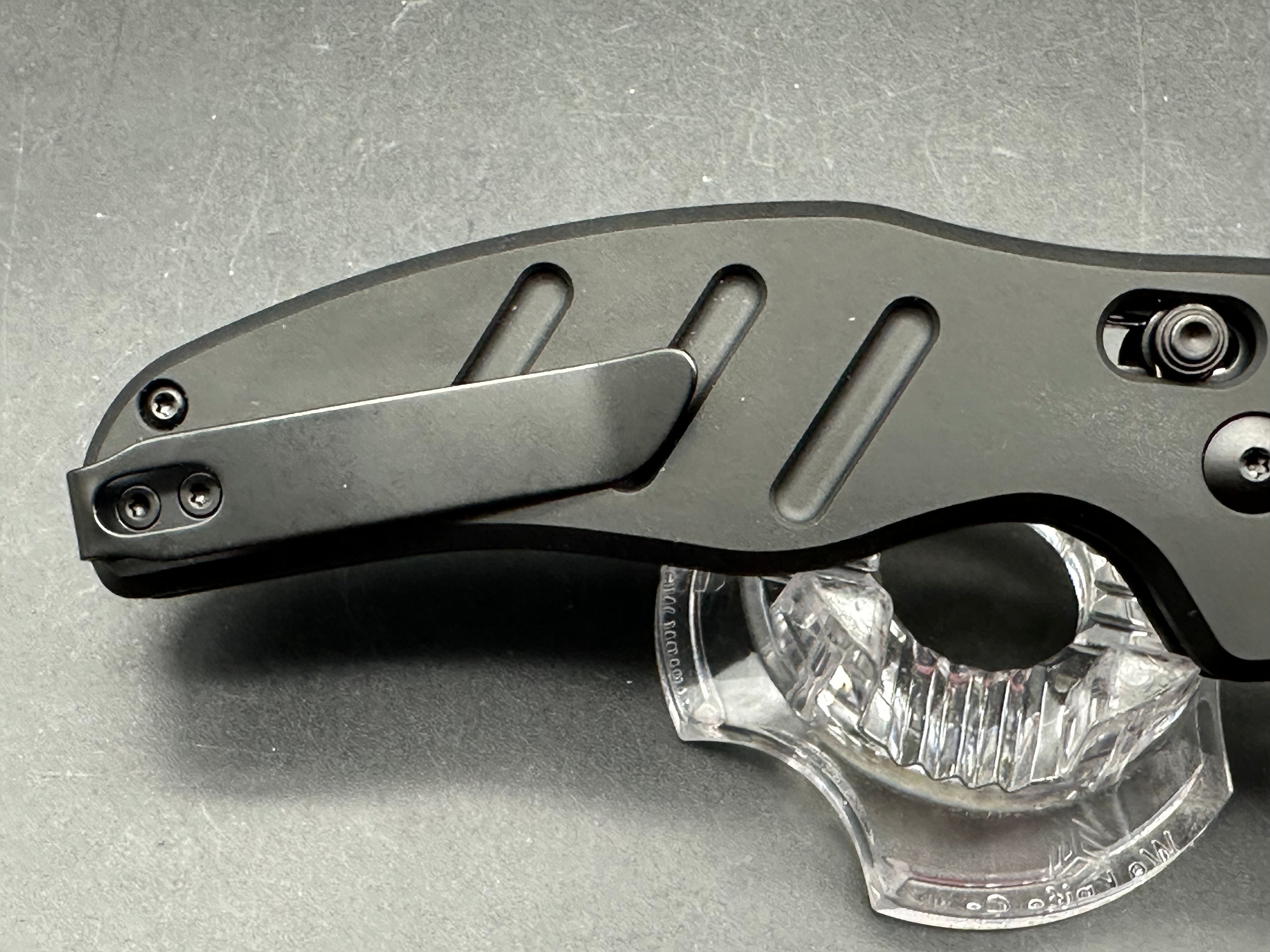 Kizer Sheepdog  154CM Black Aluminum scales