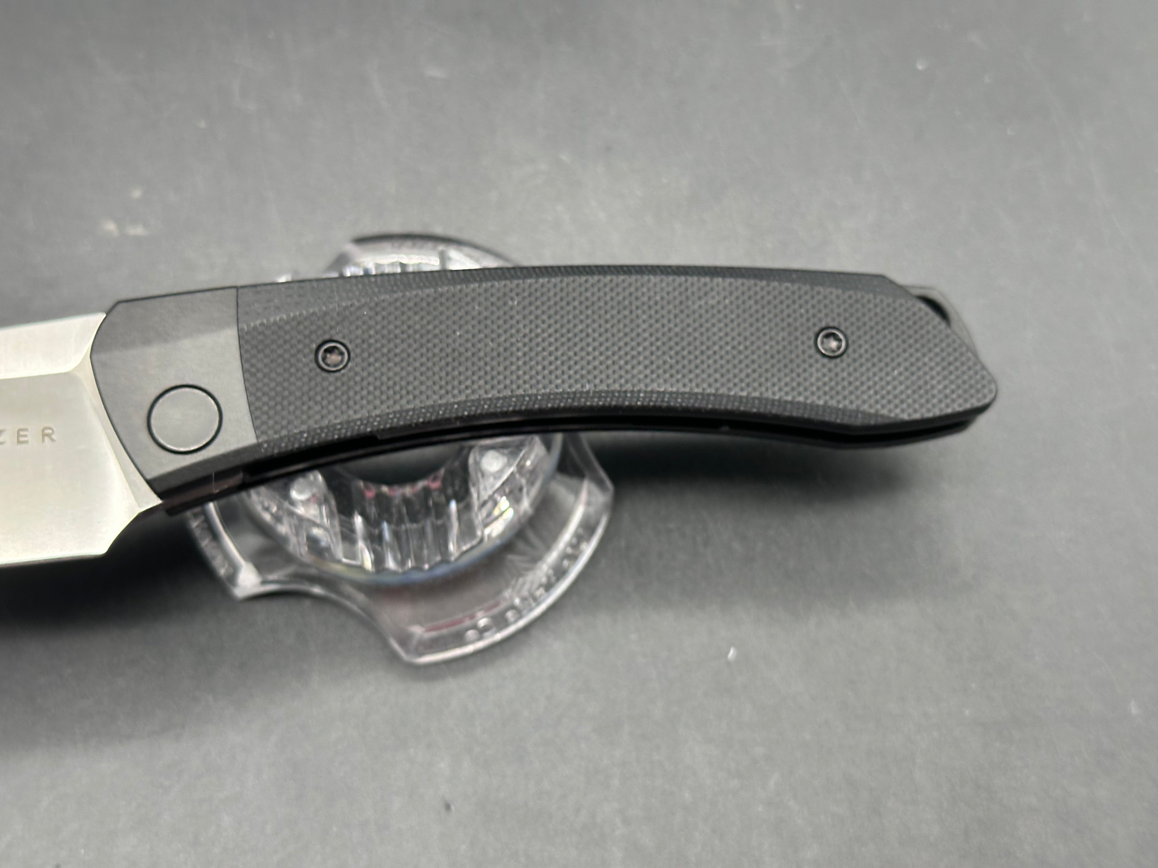 Kizer Mini Momo black g10 w/Nitro V