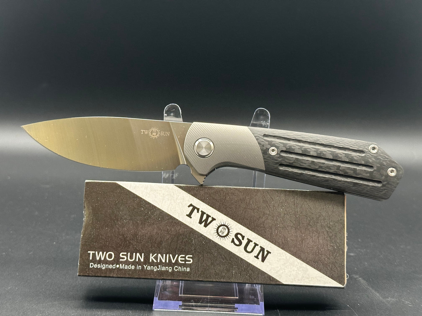 TWOSUN TS223 FOLDING KNIFE BLACK TITANIUM CARBON FIBER HANDLE M390 PLAIN EDGE