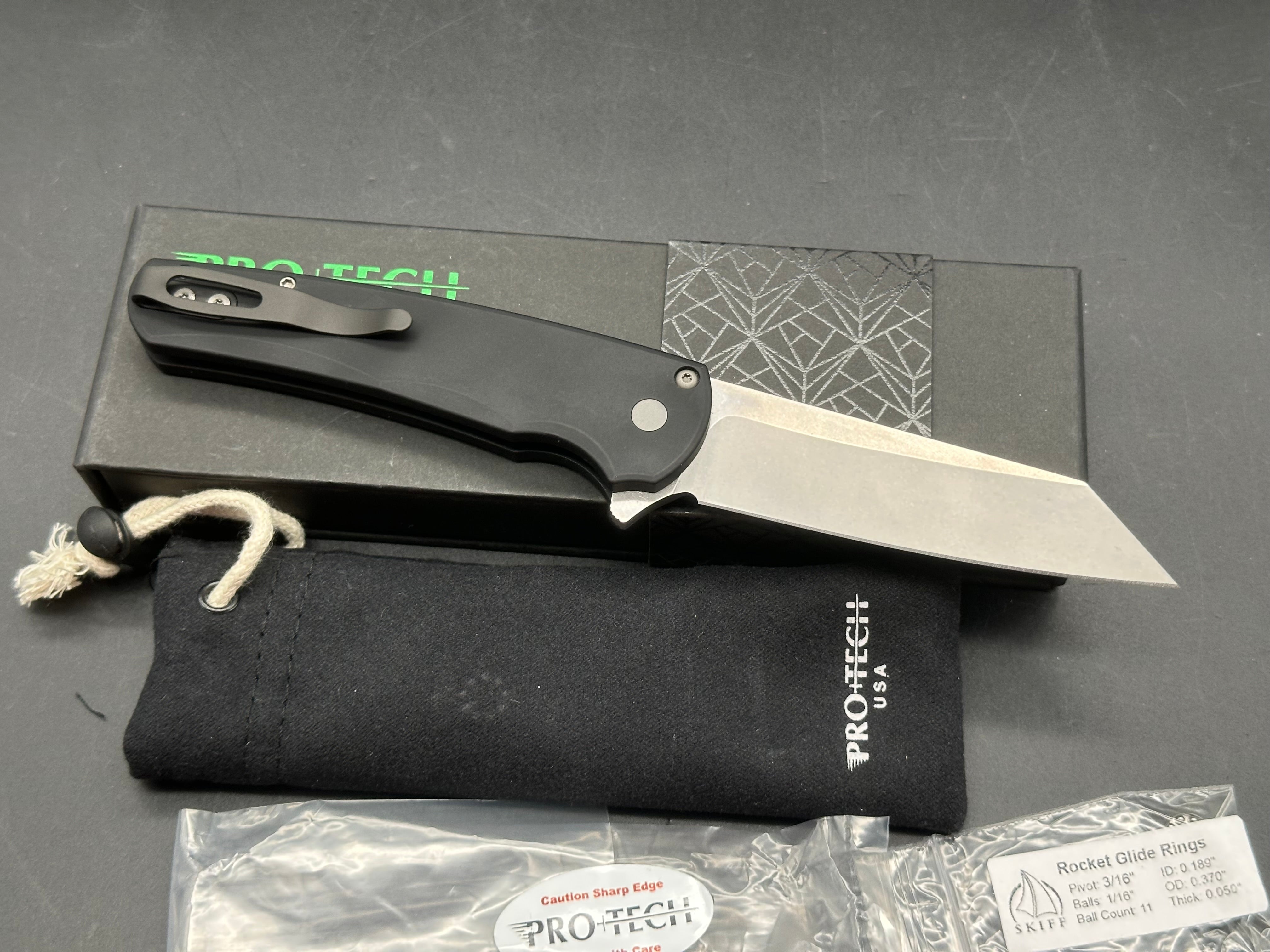 ProTech Malibu 3.5" CPM MagnaCut Reverse Tanto Blade with Plain Black Aluminum Scales