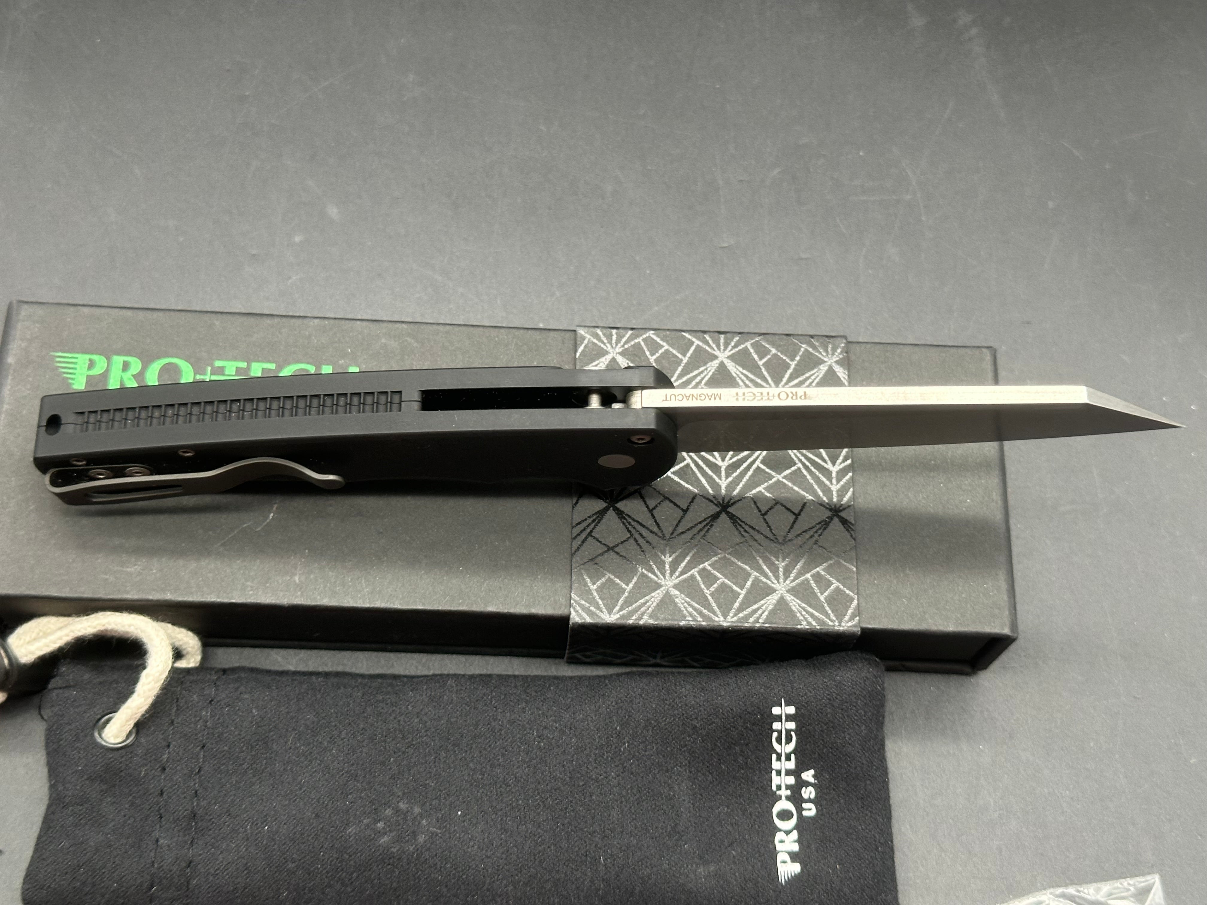 ProTech Malibu 3.5" CPM MagnaCut Reverse Tanto Blade with Plain Black Aluminum Scales