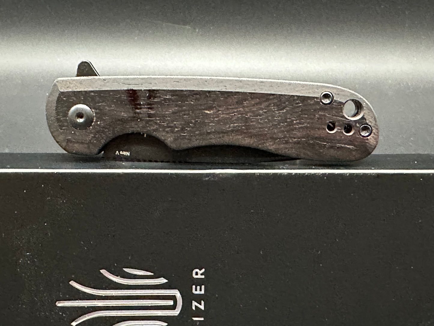 Kizer Riverbank Nitro-V Blade Liner Lock Black Wood Handle