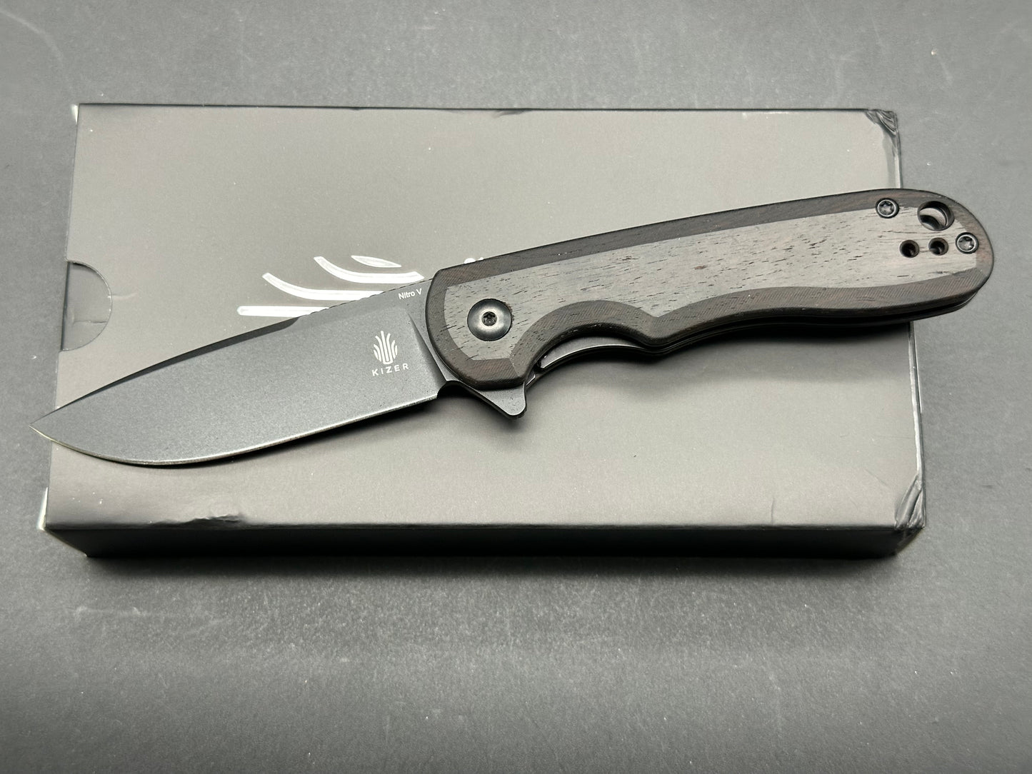 Kizer Riverbank Nitro-V Blade Liner Lock Black Wood Handle