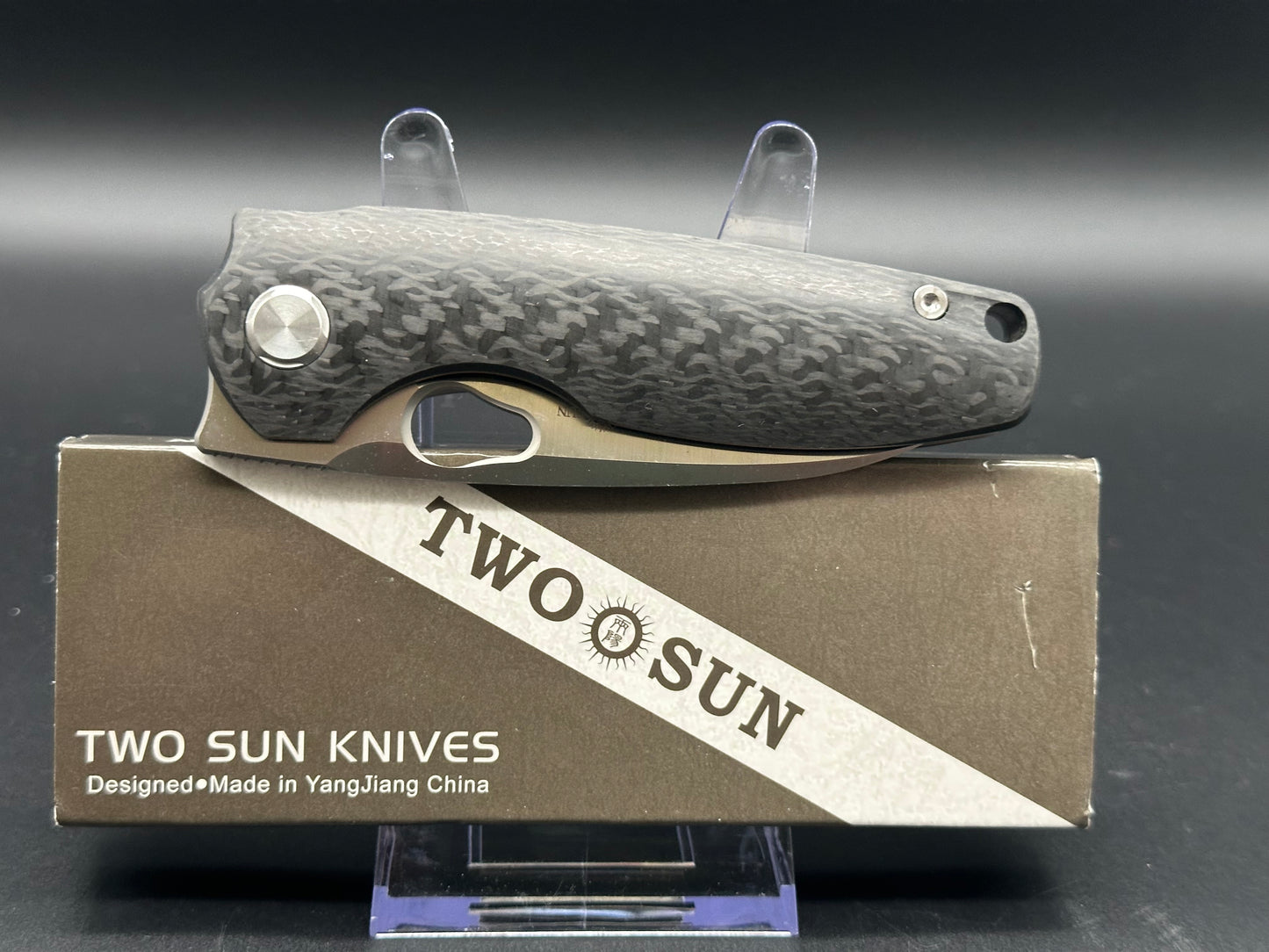 TWOSUN TS129-M390 FRAME LOCK KNIFE TITANIUM + CARBON FIBER HANDLE PLAIN EDGE BLADE M390