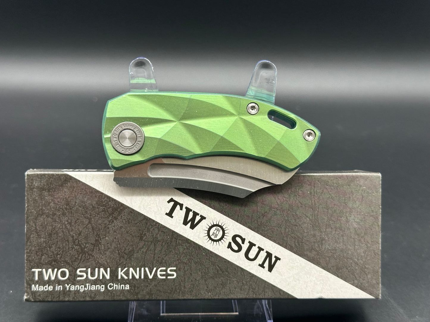 TWOSUN TS354-GREEN POCKET KNIFE GREEN TITANIUM HANDLE M390 PLAIN EDGE