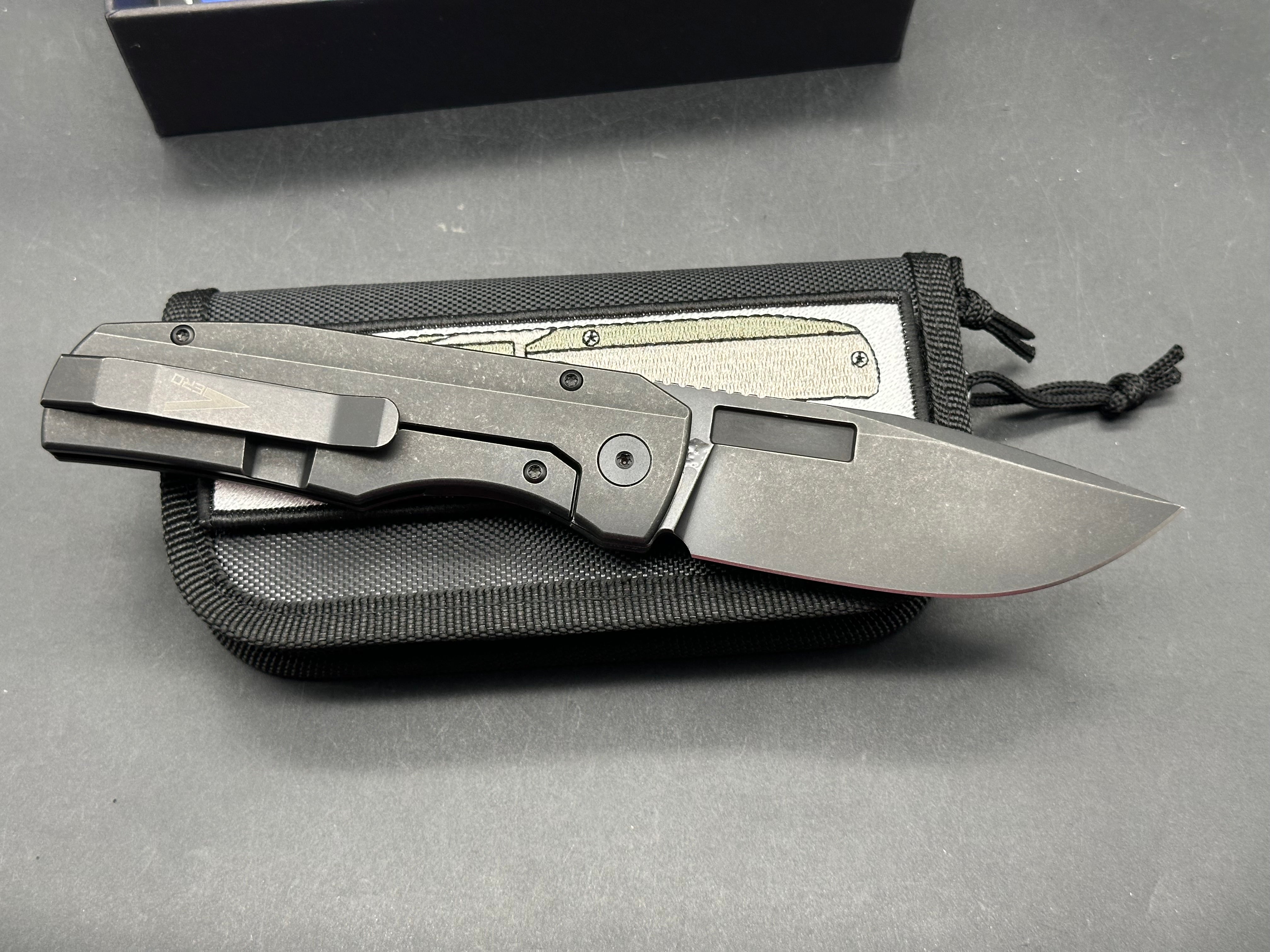 Vero Nova #430, Full Blackwash, Blackwashed M390 Blade, Blackwashed Ti Scales