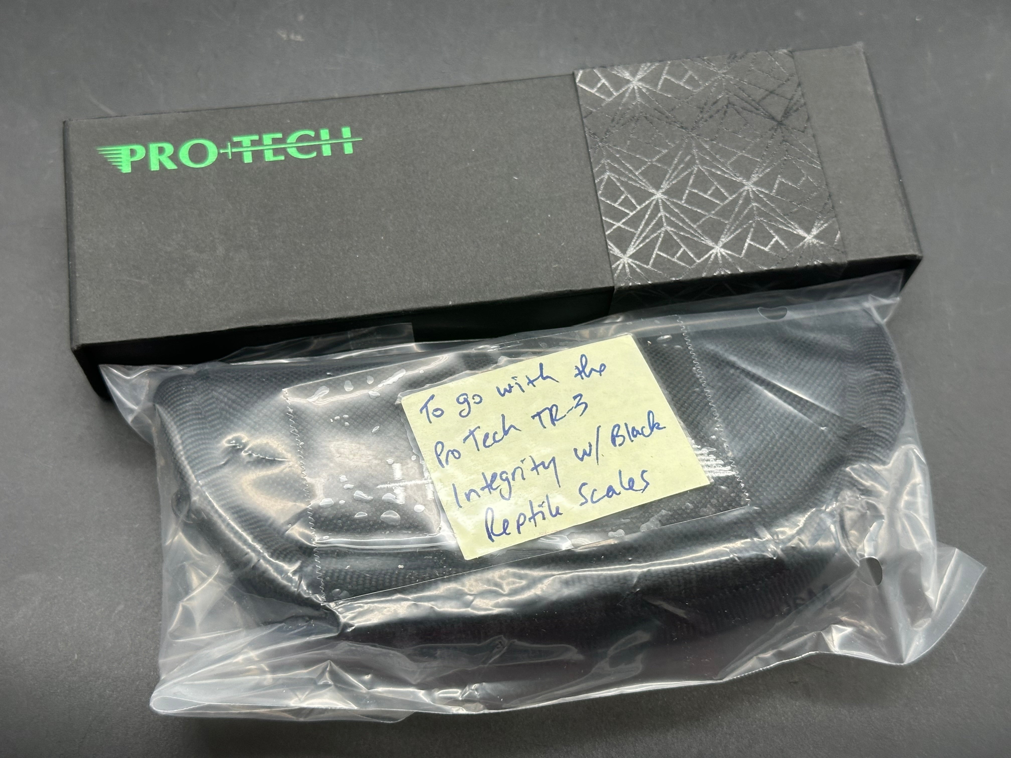 ProTech TR-3 Integrity 3.5" CPM S35VN Blade with Black Relic Pattern Aluminum Scales