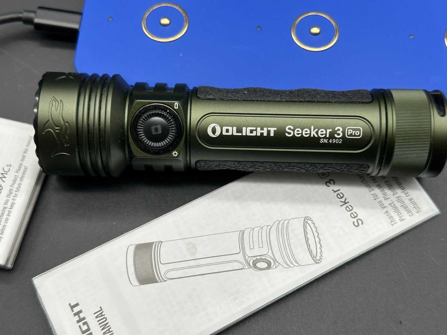 Olight flashlights bundle Obulbs,Swivel,Seeker 3 Pro,Omino