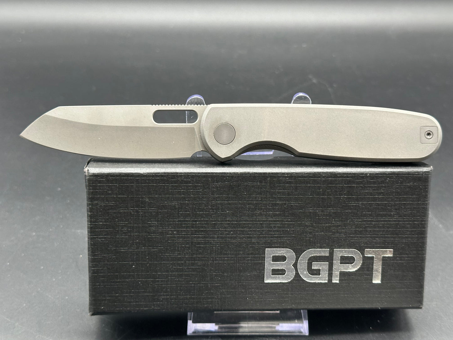 Bridgeport 1827 FL, 3.3" 20CV Blade w/Titanium Handle