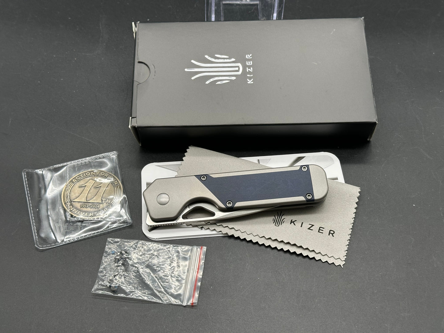 Kizer Militaw S35VN Blade with Titanium and Blue Richlite Handle