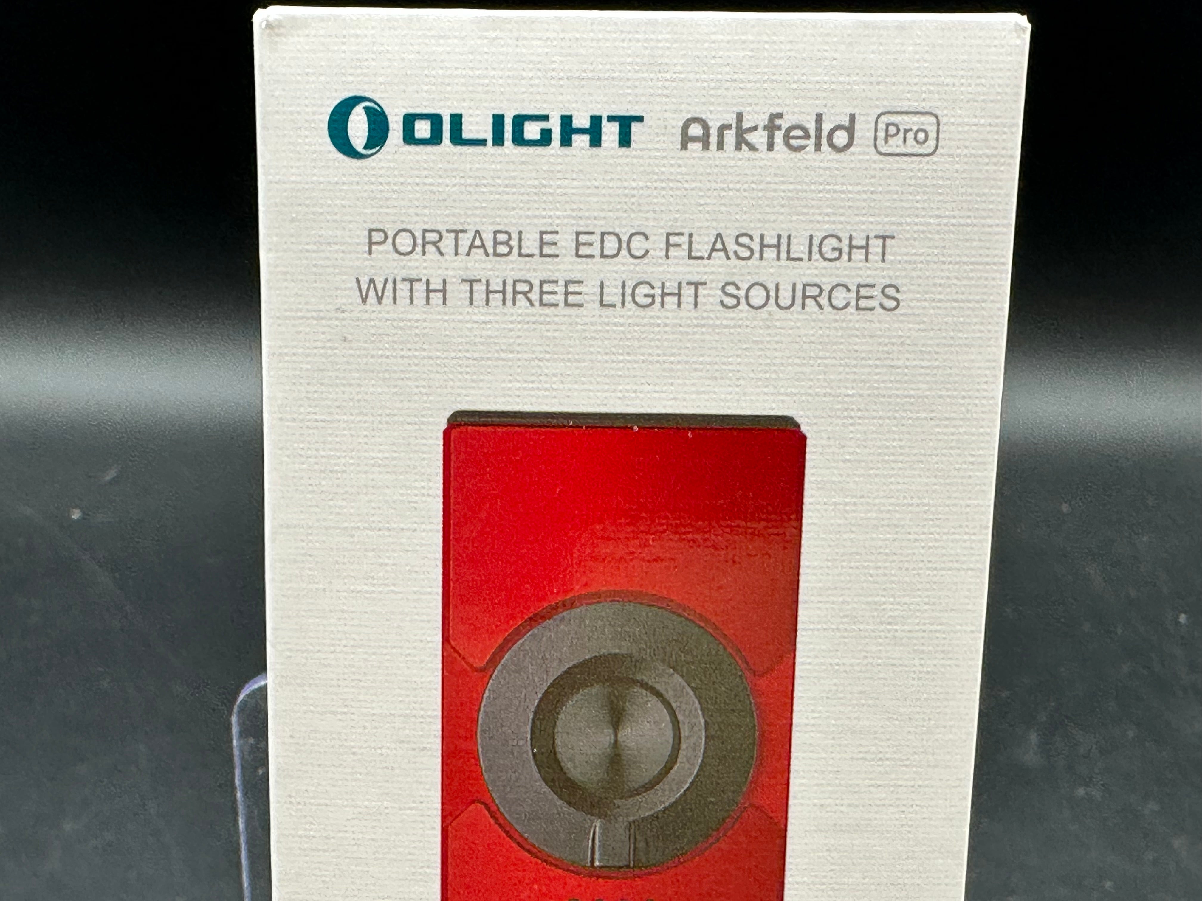 Olight Arkfeld Pro 3 light sources 1300 lumen