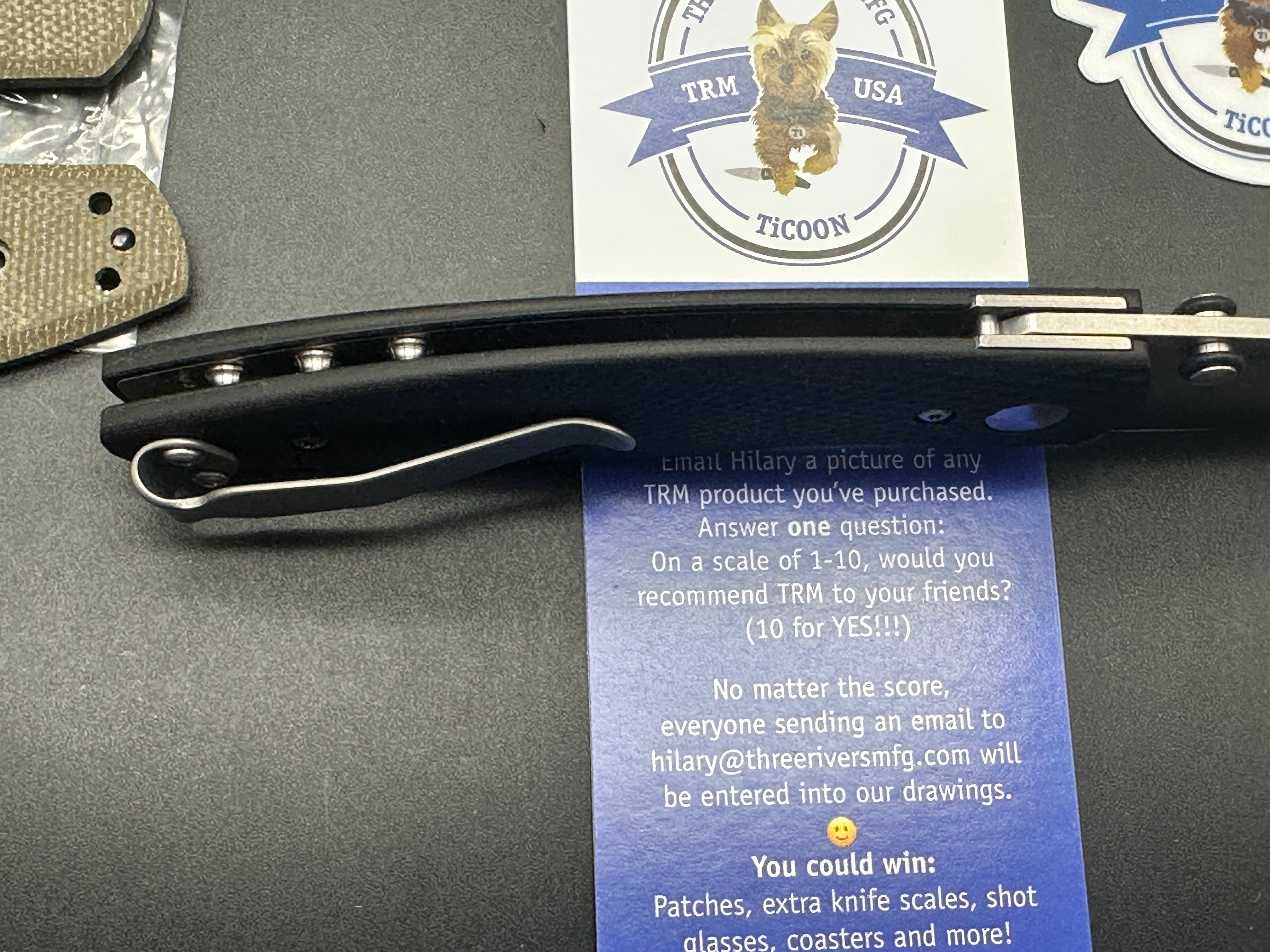 TRM - Three Rivers Mfg. Neutron 2  3" CPM MagnaCut Stonewash Blade w/Lizard Contoured Jet Black G10 Scales