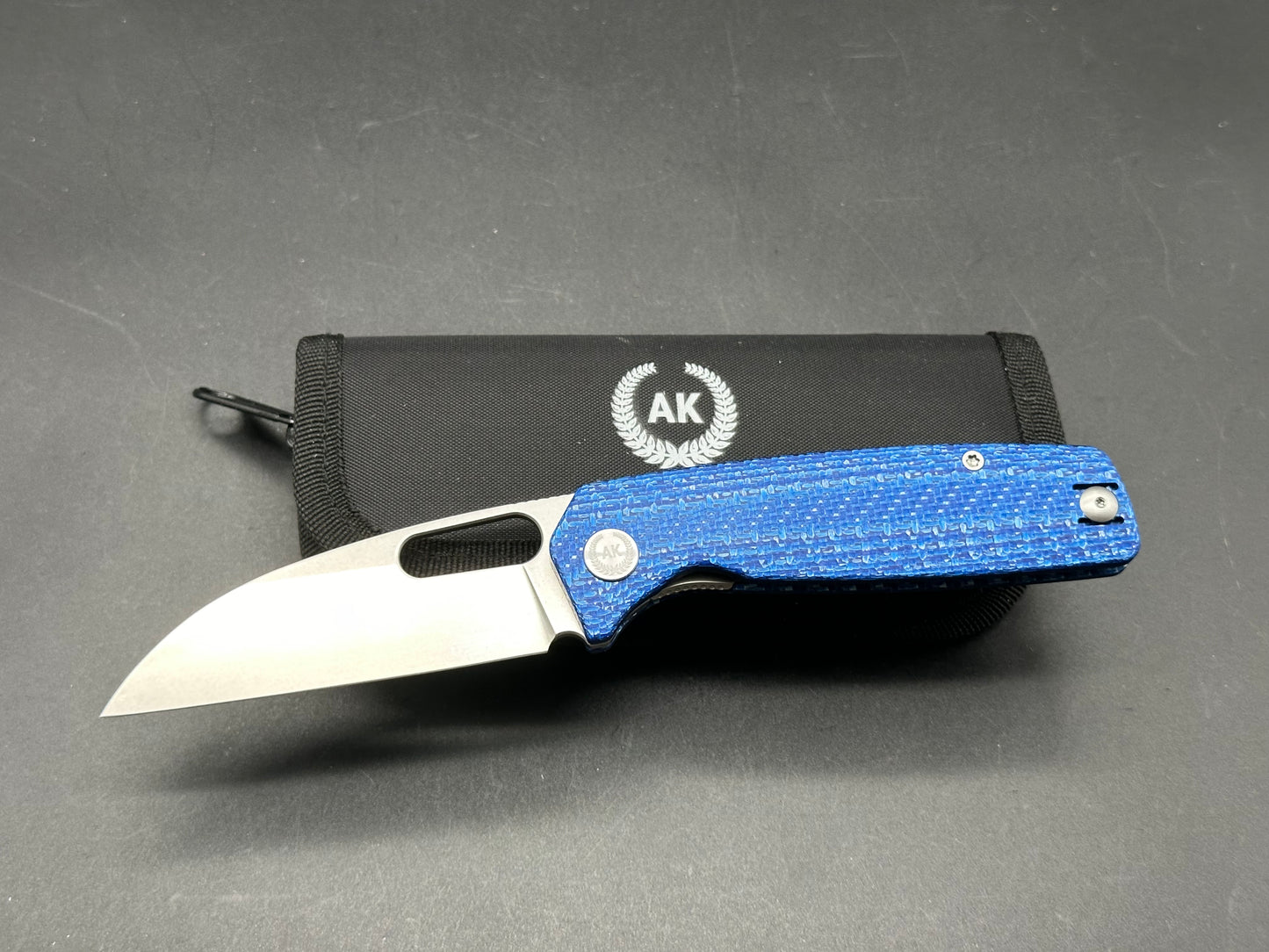 Asher Spiro 20CV Stonewash Blade with Blue Carbon Fiber Handle