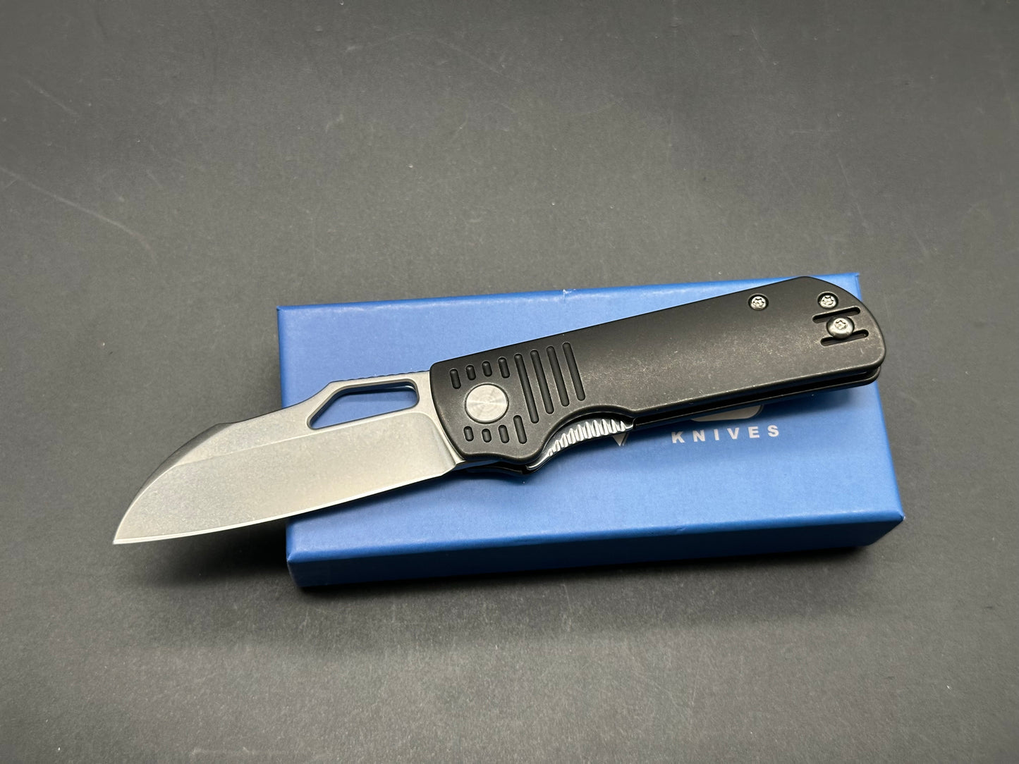 DIVO Premium Pony Stout S90V Blade with Blackwashed Titanium Handle