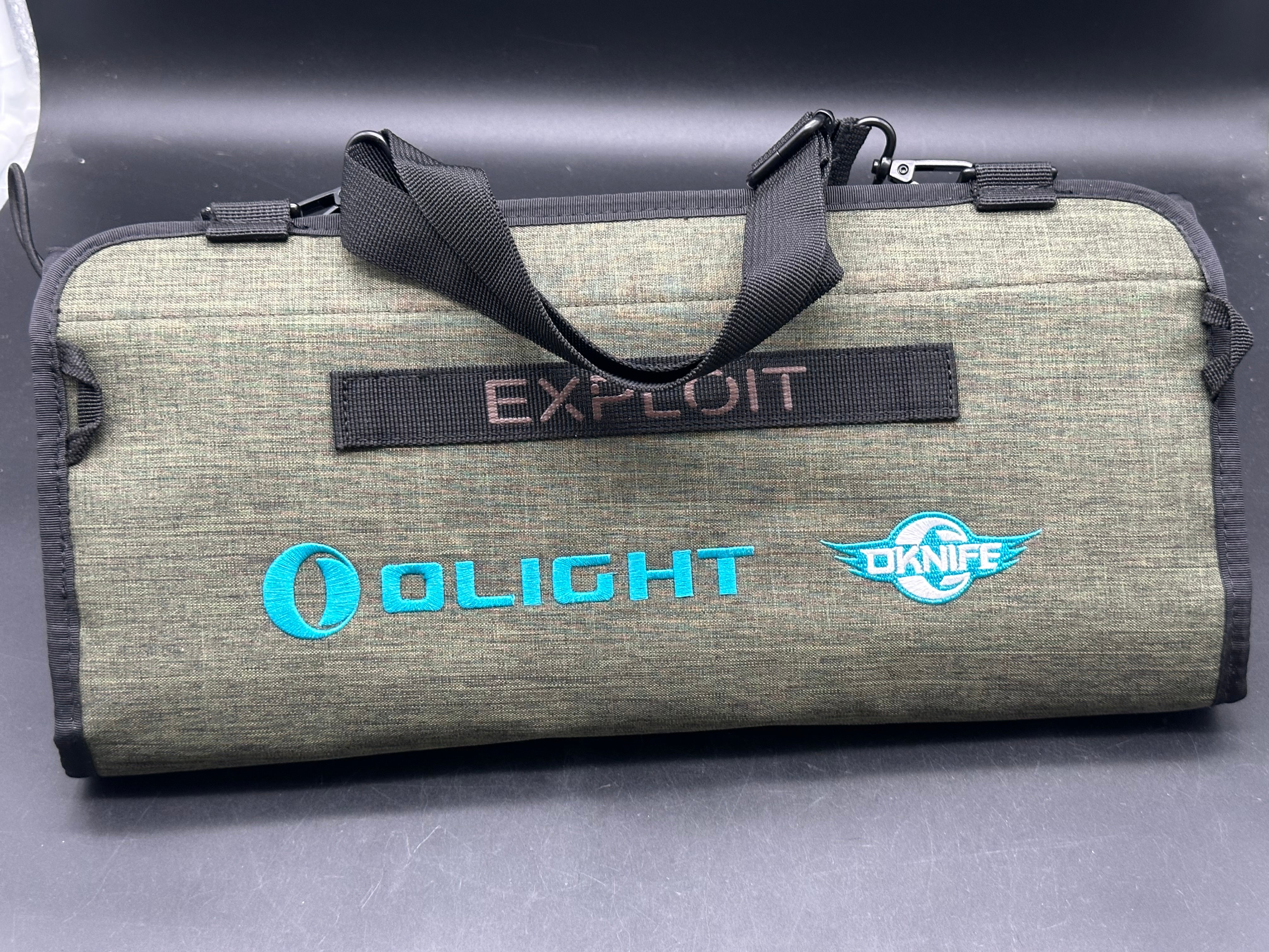 Bundle Olight 17th Anniversary gift plus Exploit storage system