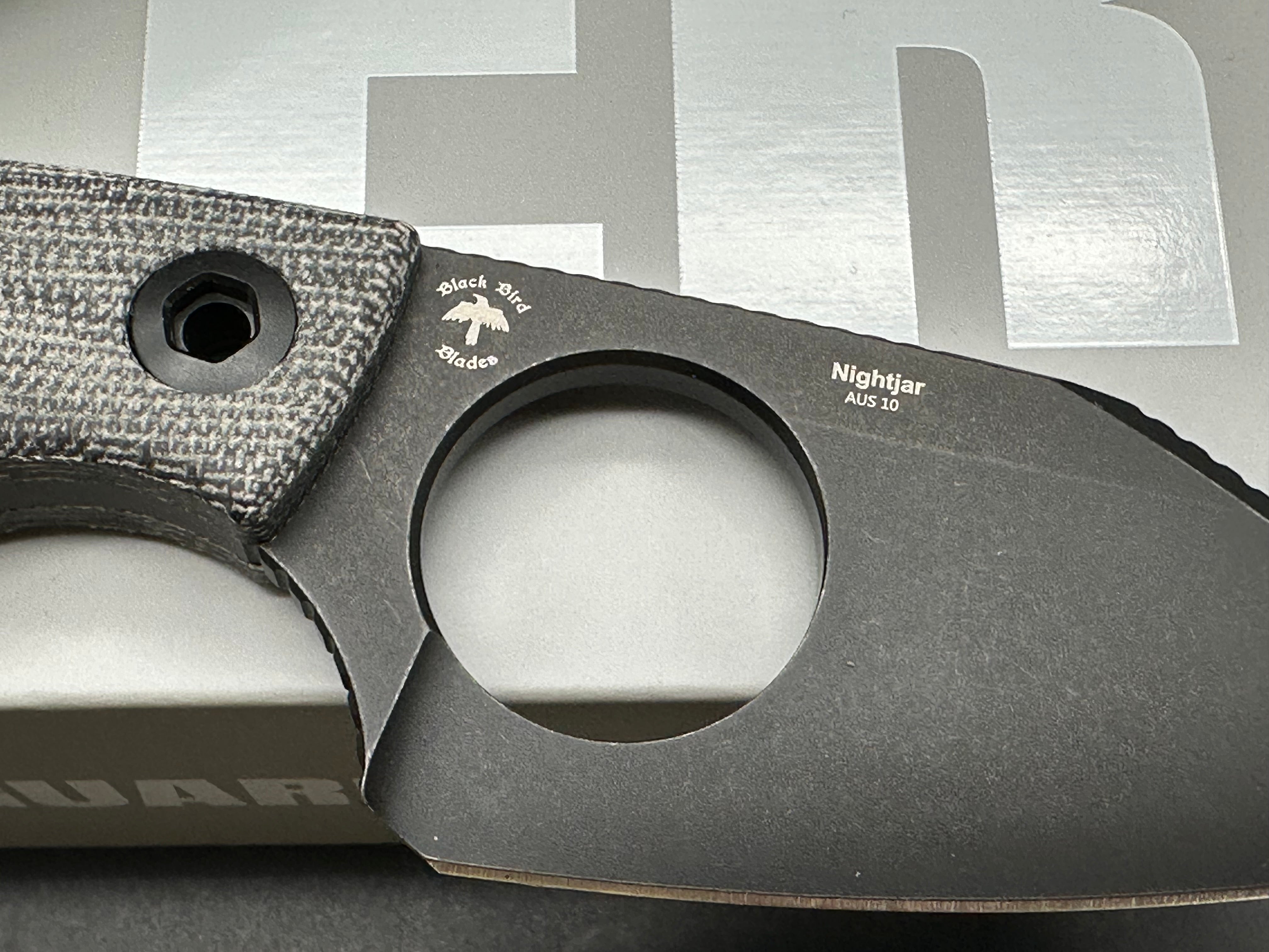 KIZER NIGHTJAR BLACK MICARTA HANDLE AUS-10 PLAIN EDGE BLACK PVD