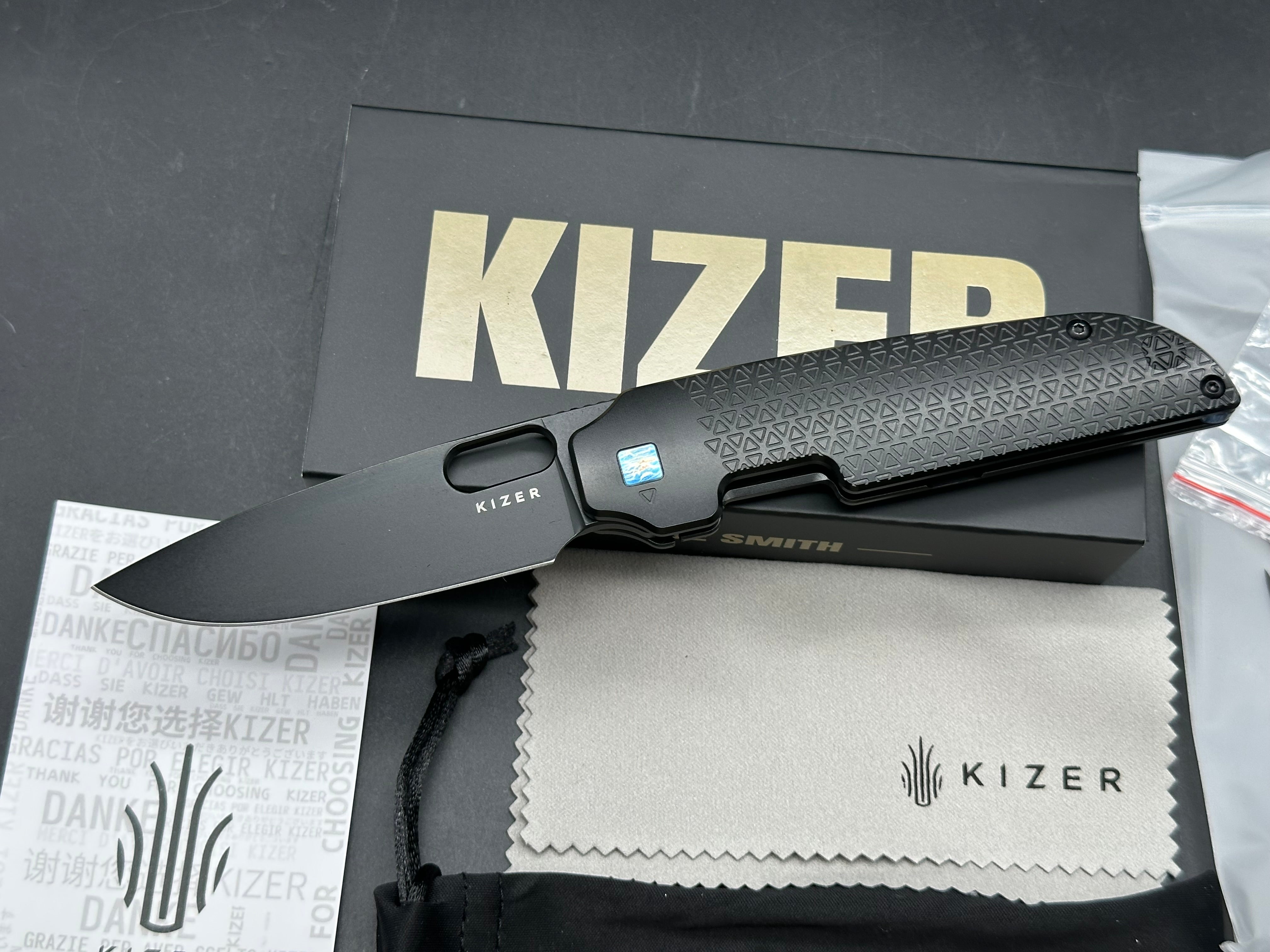 KIZER VARATAS POCKET KNIFE S35VN BLADE FRAME LOCK TITANIUM HANDLE