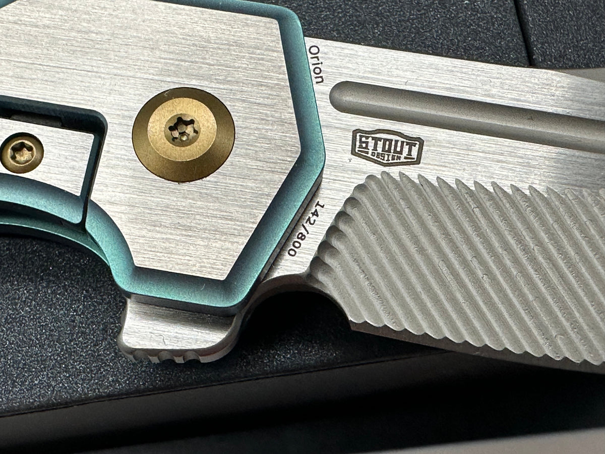 KANSEPT ORION GREEN/MACHINE SATIN TITANIUM HANDLE S35VN CLIP POINT