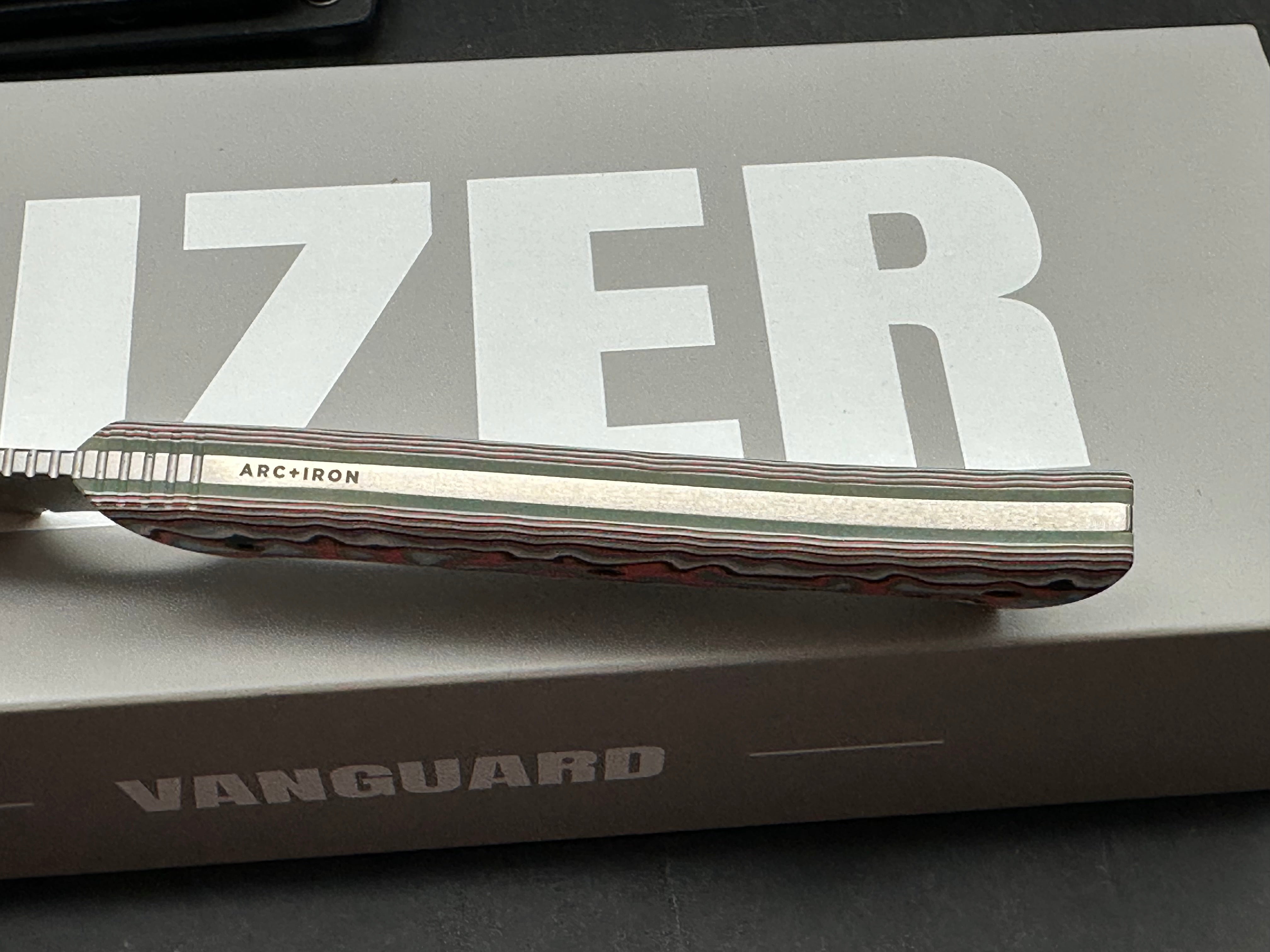 KIZER WHIP TAIL FIXED BLADE KNIFE COLOR VORTEX MICARTA/GID G10 HANDLE AEB-L SHEEPSFOOT