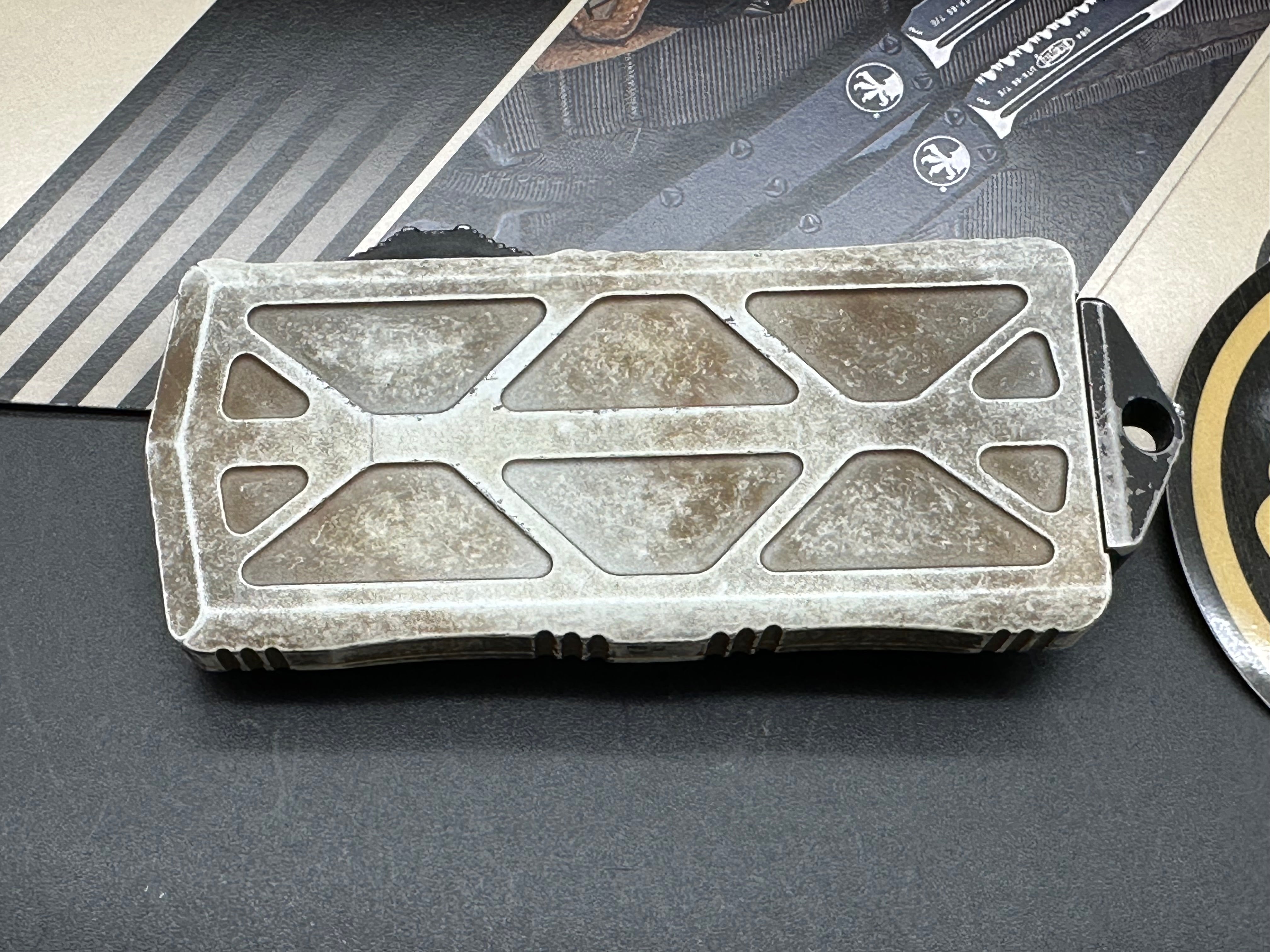 Microtech Exocet Sandtrooper Signature Series T/E OTF Auto - Distressed White Tanto