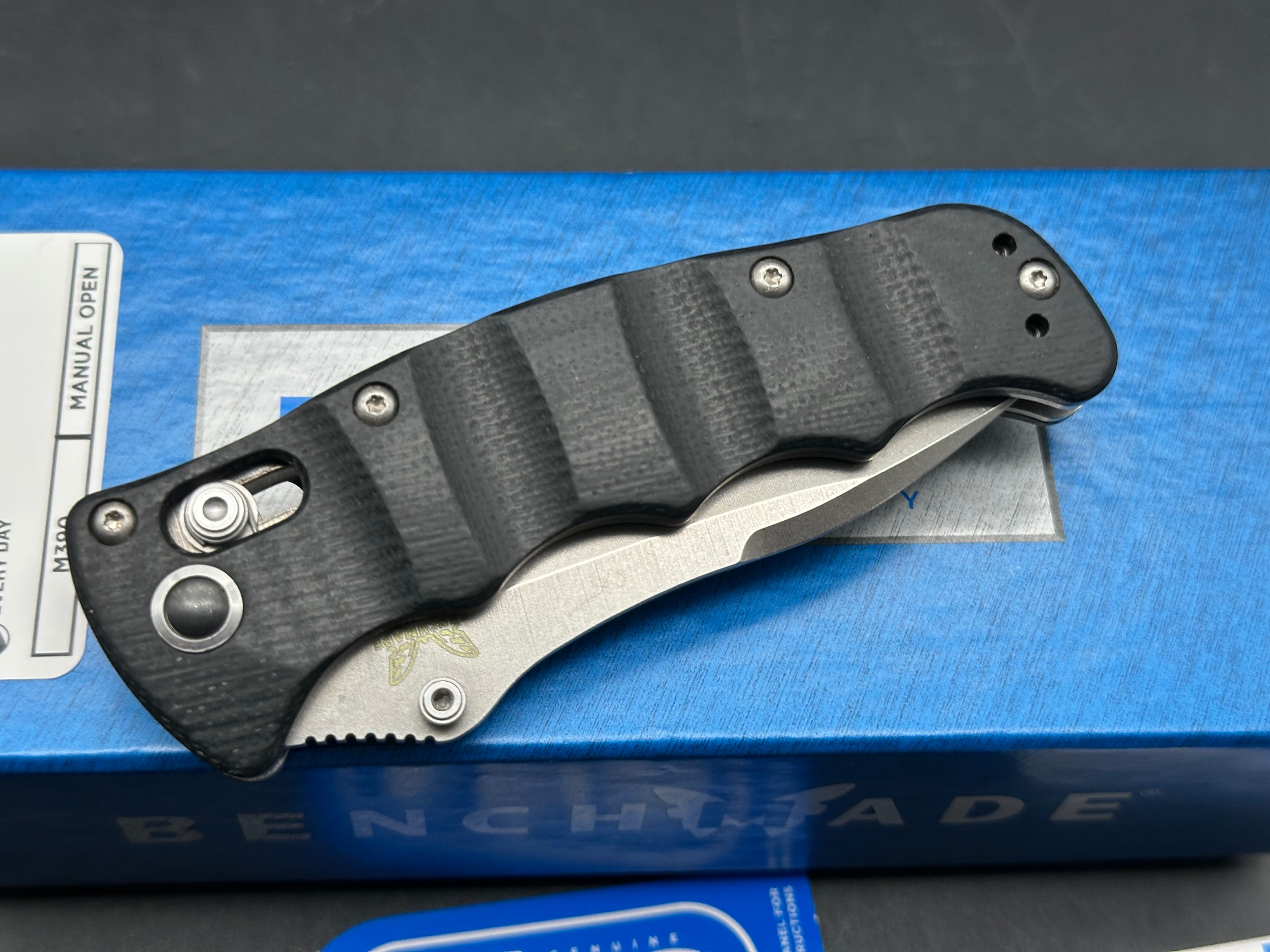 Benchmade 484 Nakamura AXIS Folding Knife 3.08" M390 Satin Plain Blade, G10 Handles