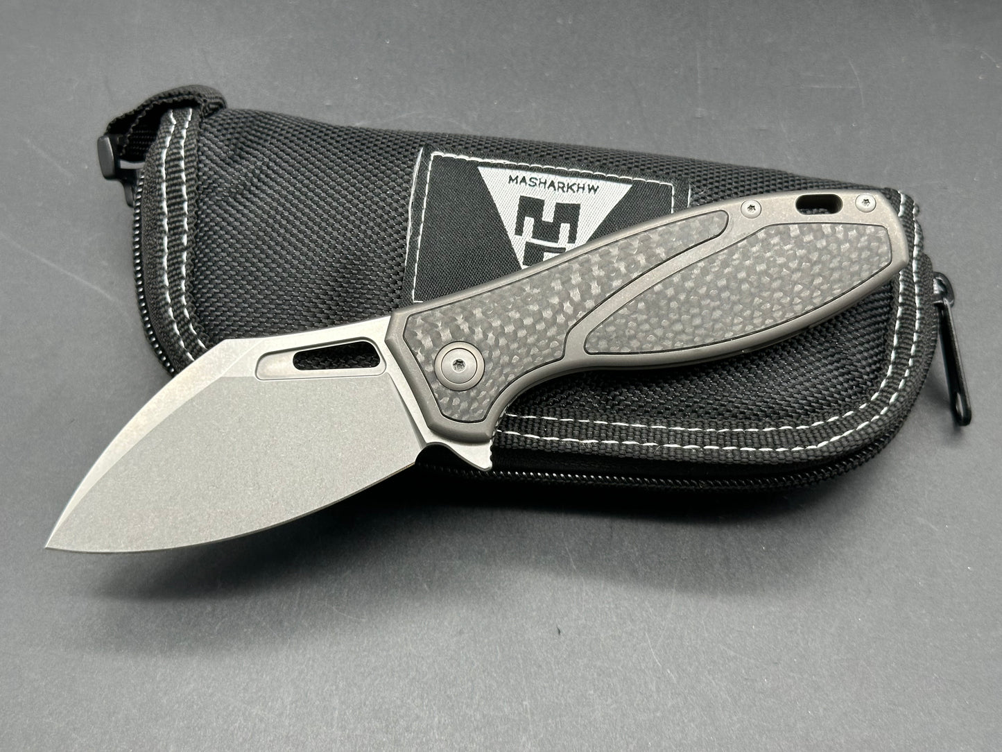 Infinite Knives Pufferfish/Grey Ti Handle Carbon Fiber Inlays w/M390 blade