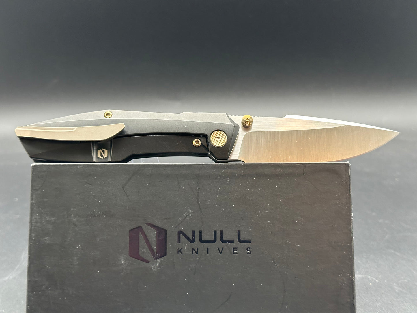 Null Knives Raiden/Black TI Handle Gold Hardware/Drop Point/Satin Bohler M390