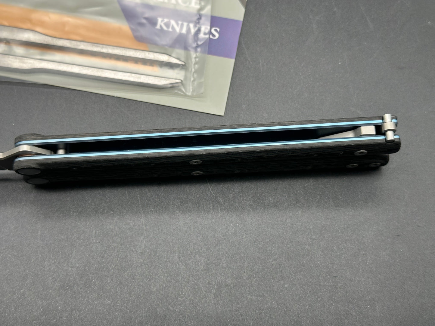 Maxace/ Midnight Cat  Serpent Striker V3 Balisong/Blue Ti Liners  Carbon Fiber Overlays Bohler M390